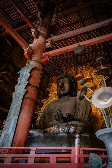 How Buddhist Statues Survive Centuries — and What They Teach Us Today