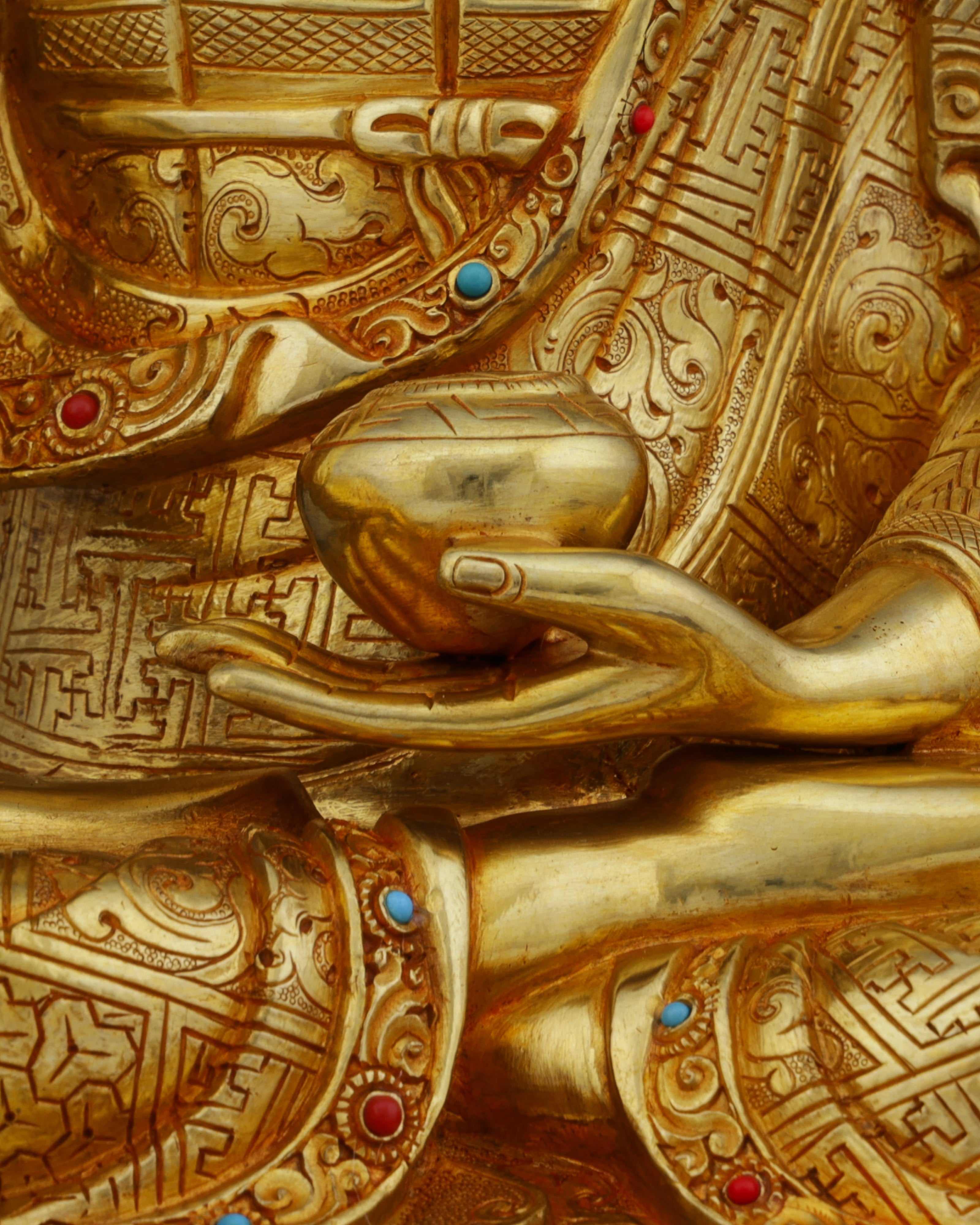 The Enlightened One | Handcrafted Sakyamuni Buddha Statue
