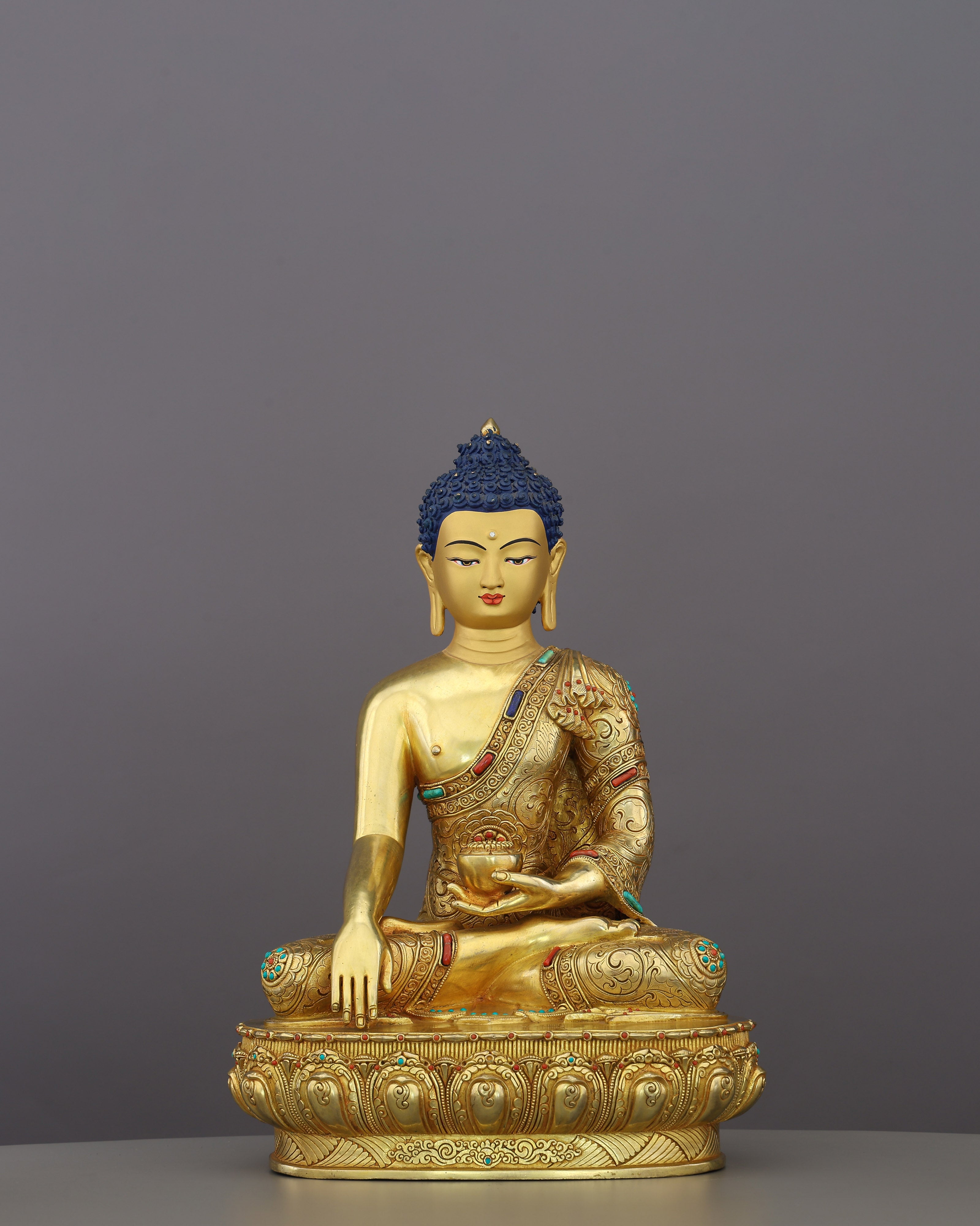 Awakened in Gold | Sakyamuni Buddha Statue That Commands Reverence