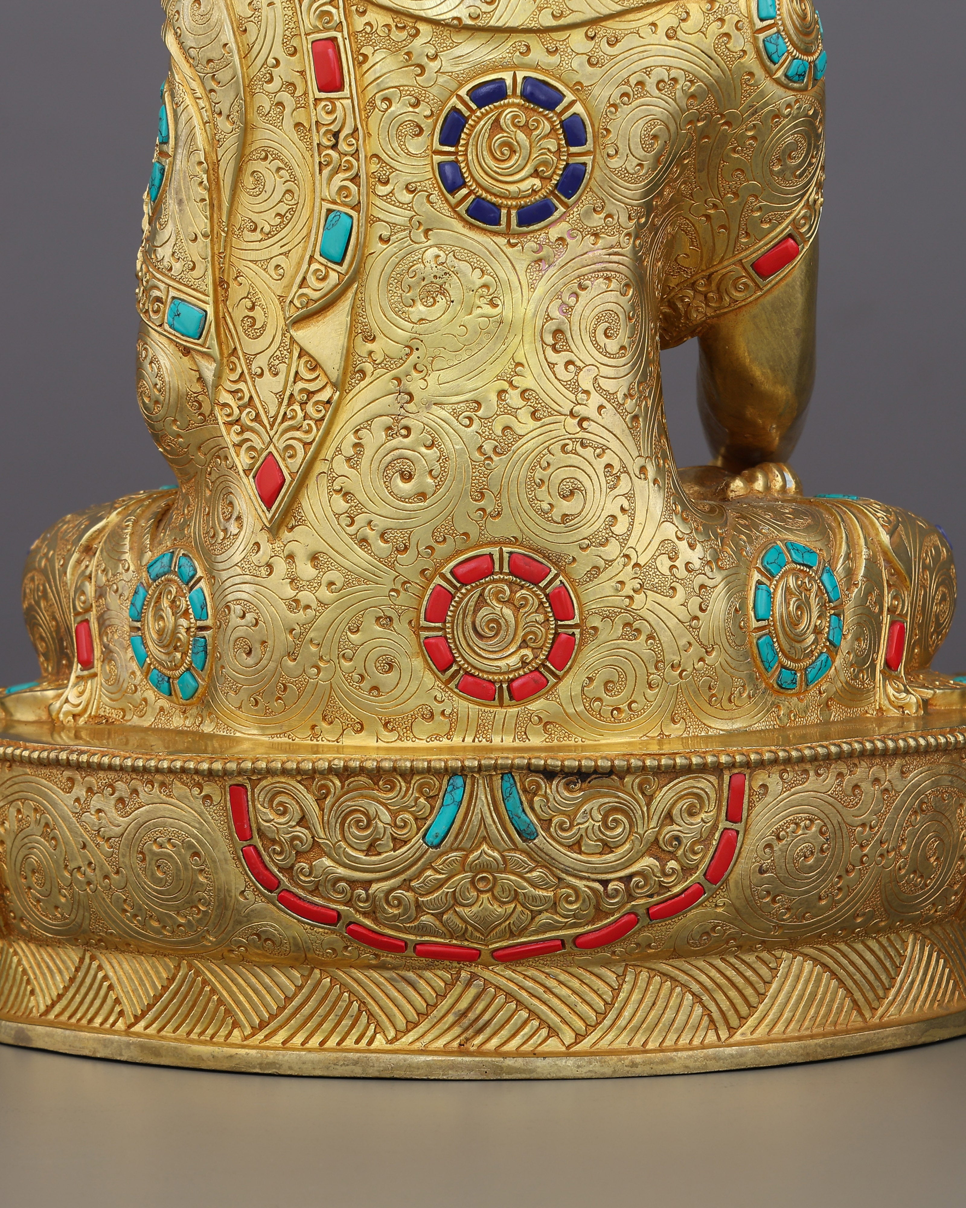 Gilded Silence | Sakyamuni Buddha Statue That Transforms Every Sacred Space