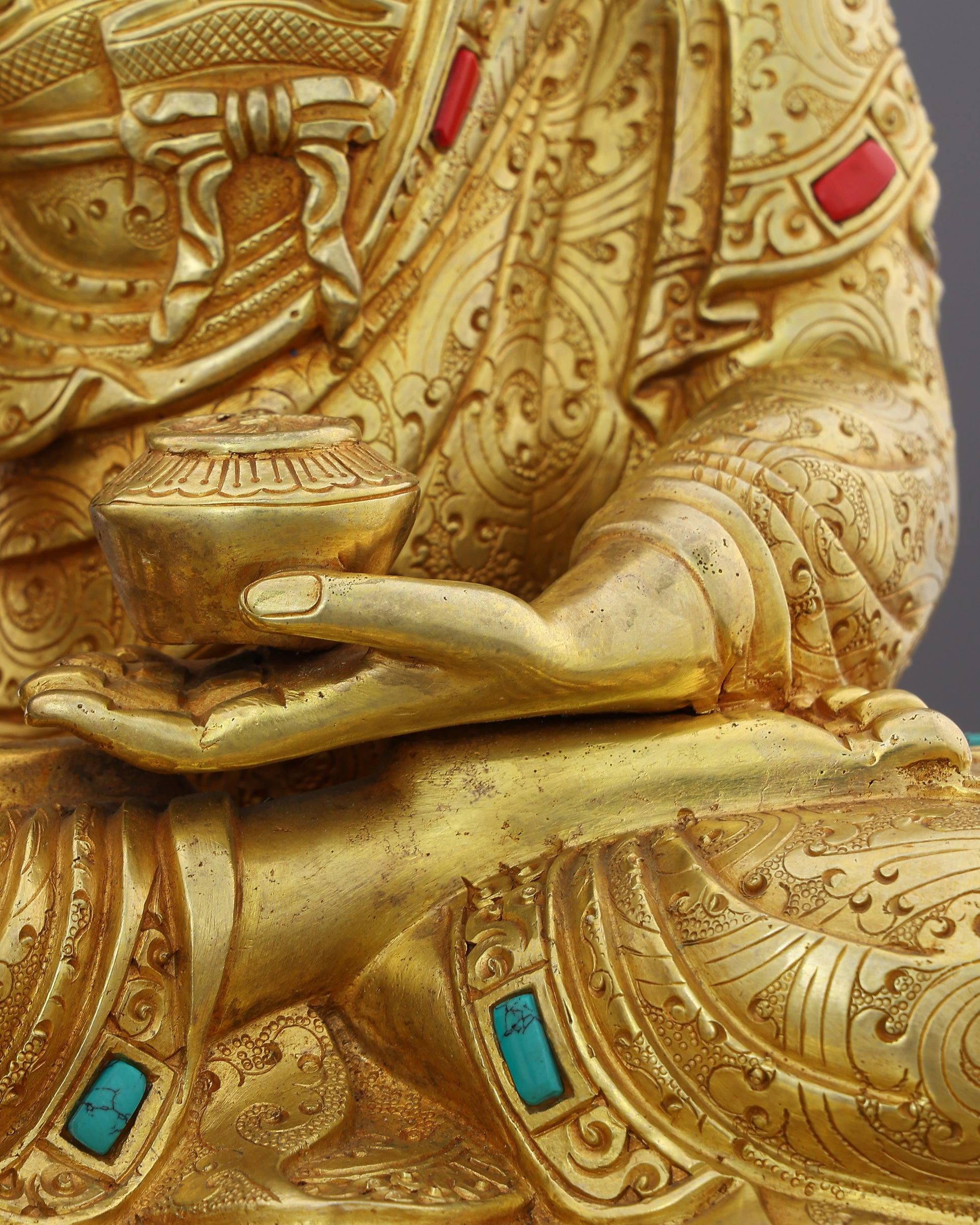 Gilded Silence | Sakyamuni Buddha Statue That Transforms Every Sacred Space - Authentic Handcrafted Statue
