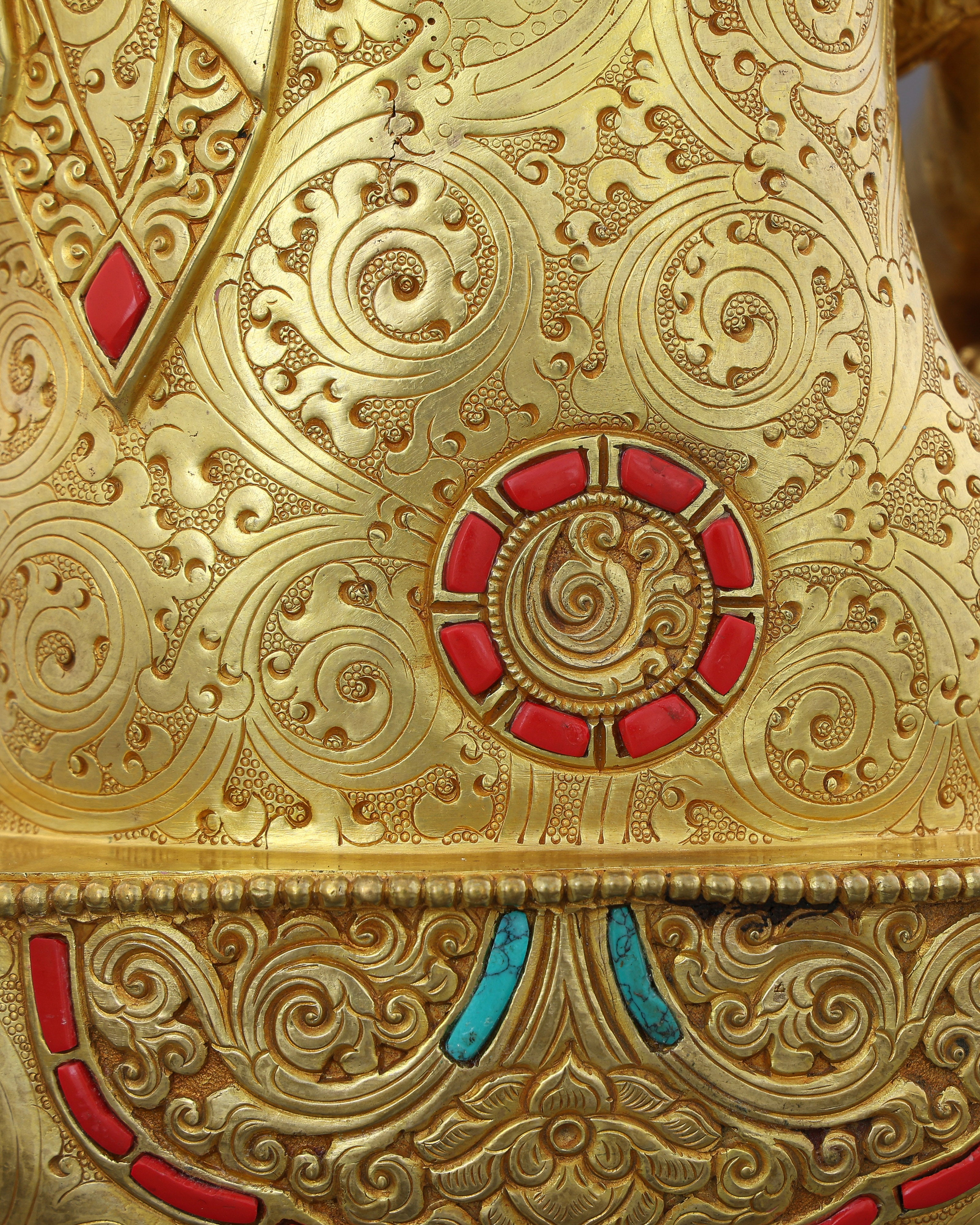 Gilded Silence | Sakyamuni Buddha Statue That Transforms Every Sacred Space
