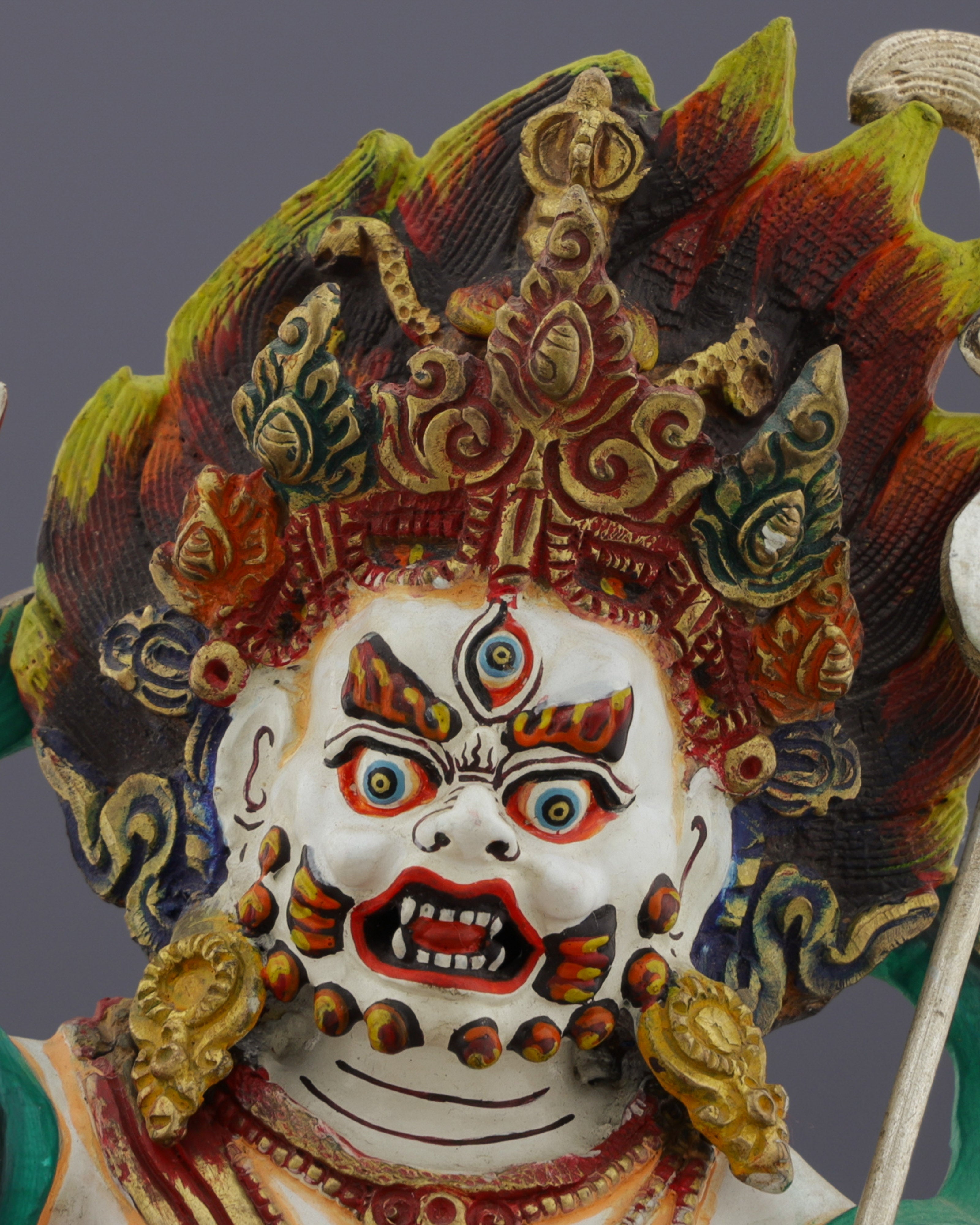 White Dzambhala Statue | Divine Bestower of Wealth and Prosperity
