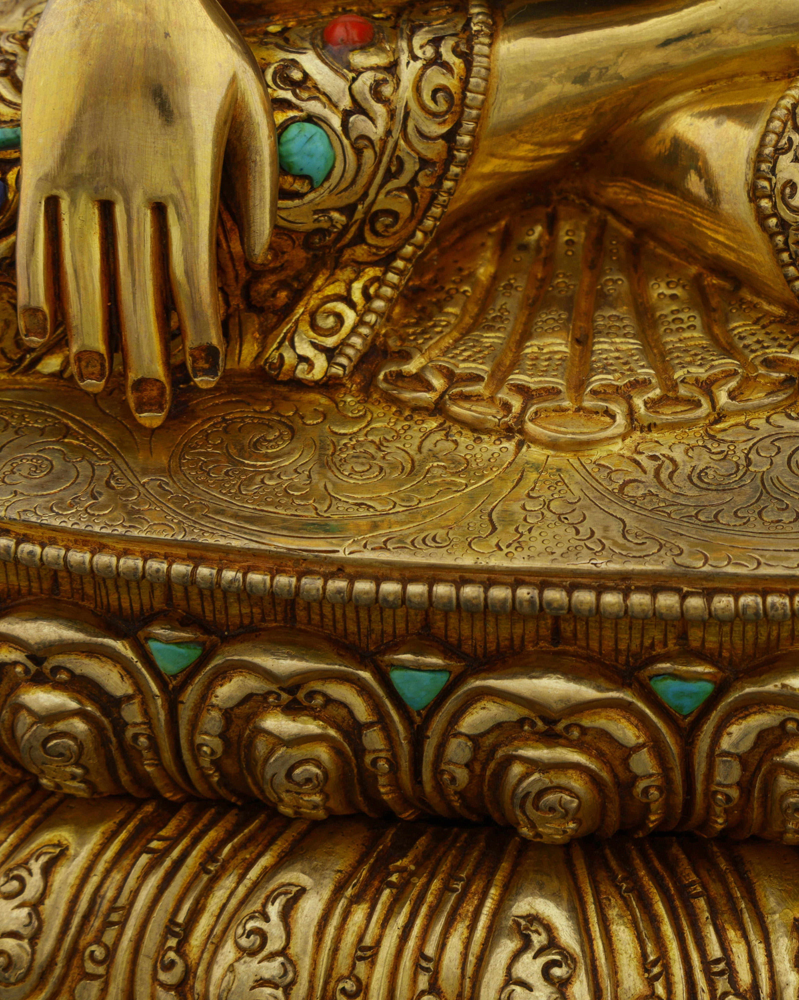 Handcrafted Sakyamuni Buddha Statue | A Masterpiece of Nepalese Artistry