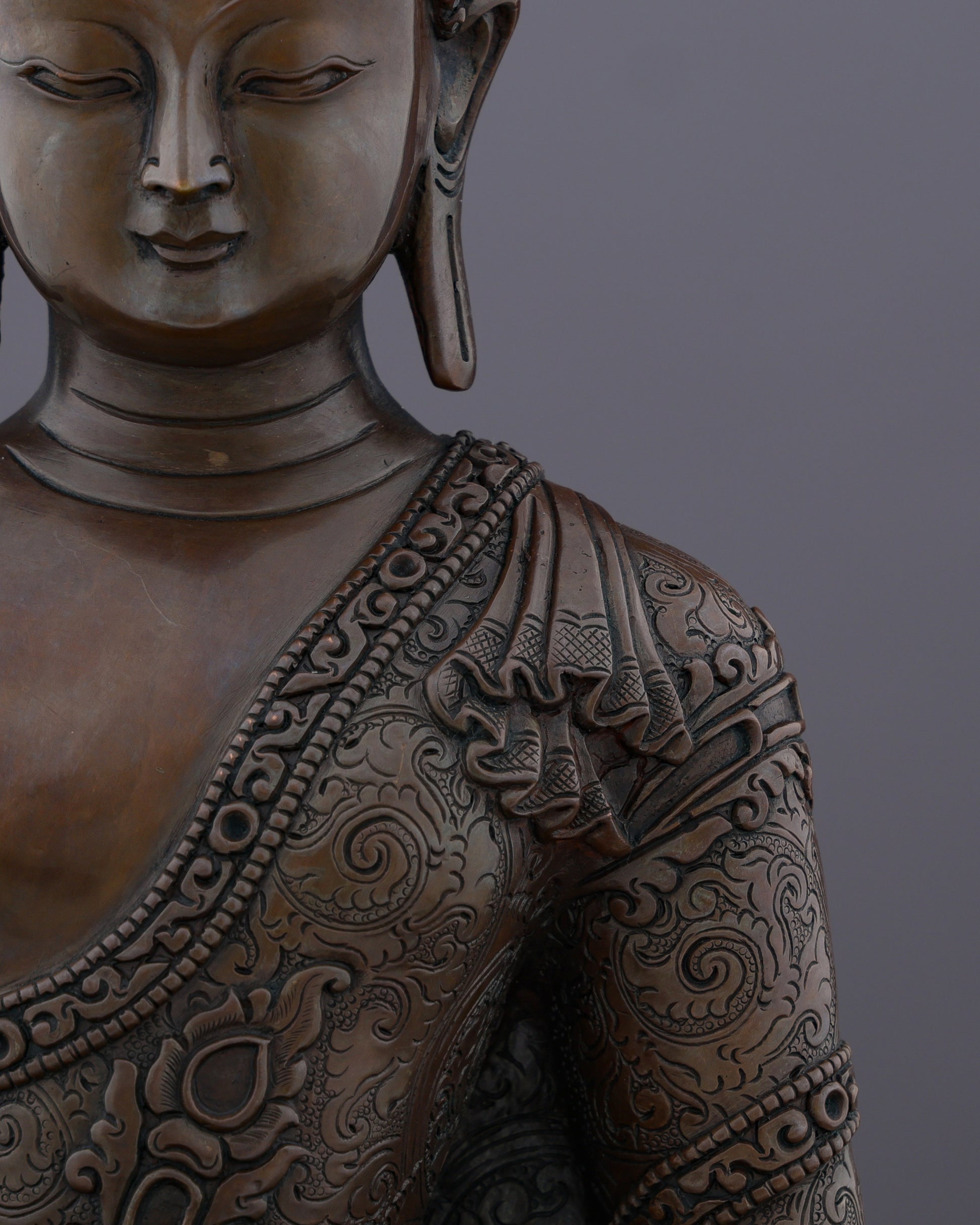 Oxidized Sakyamuni Buddha | Timeless Elegance in Nepalese Bronze Artistry - Authentic Handcrafted Statue