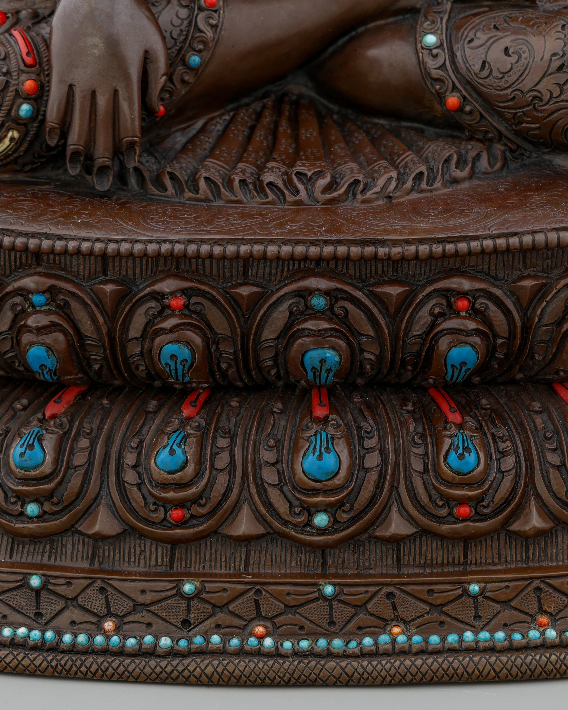 Oxidized Sakyamuni Buddha with Gemstones |  A Jewel of Nepalese Craftsmanship - Authentic Handcrafted Statue