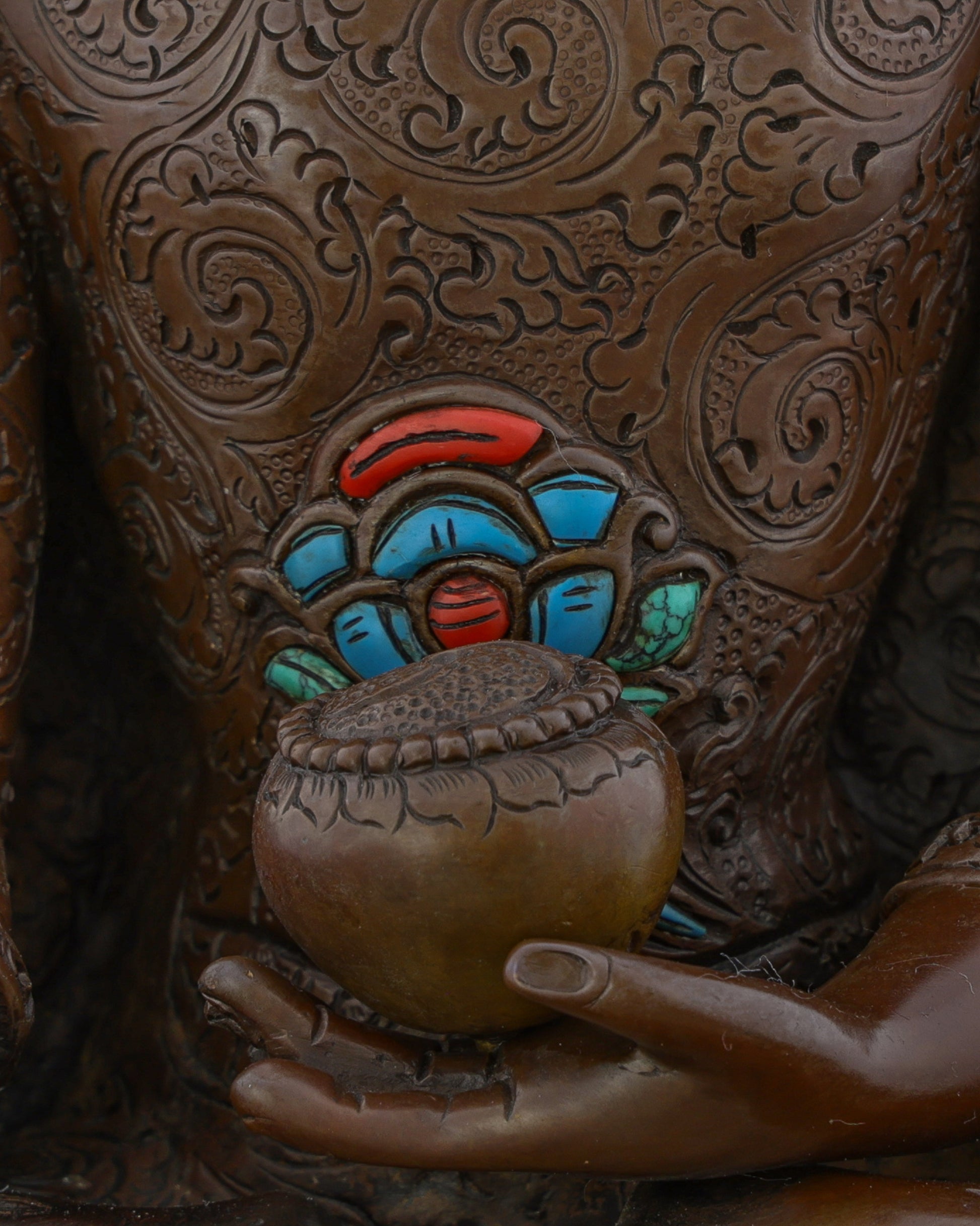Oxidized Sakyamuni Buddha with Gemstones |  A Jewel of Nepalese Craftsmanship - Authentic Handcrafted Statue