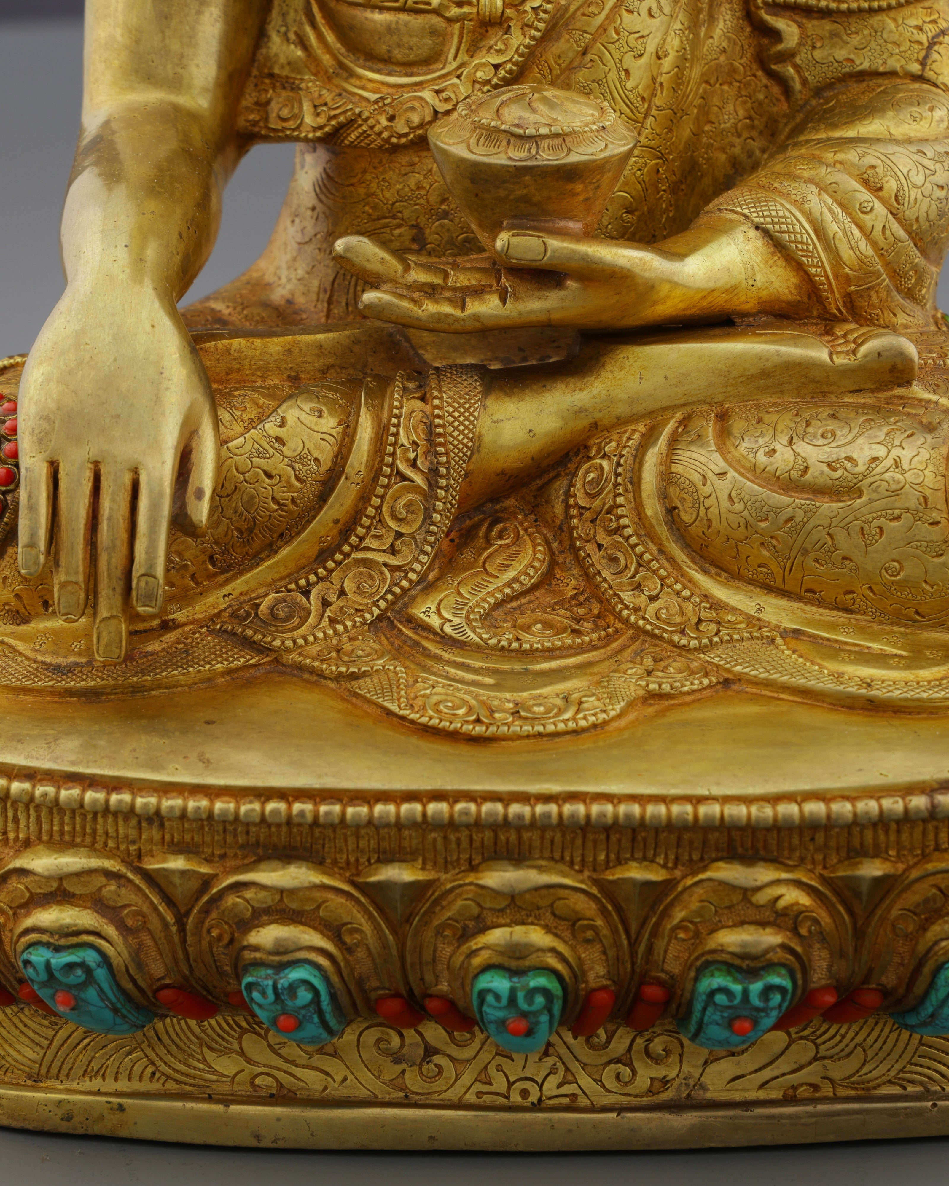Enlightened Splendor | Exquisite Nepalese Sakyamuni Buddha Statue - The Awakened One's Timeless Grace