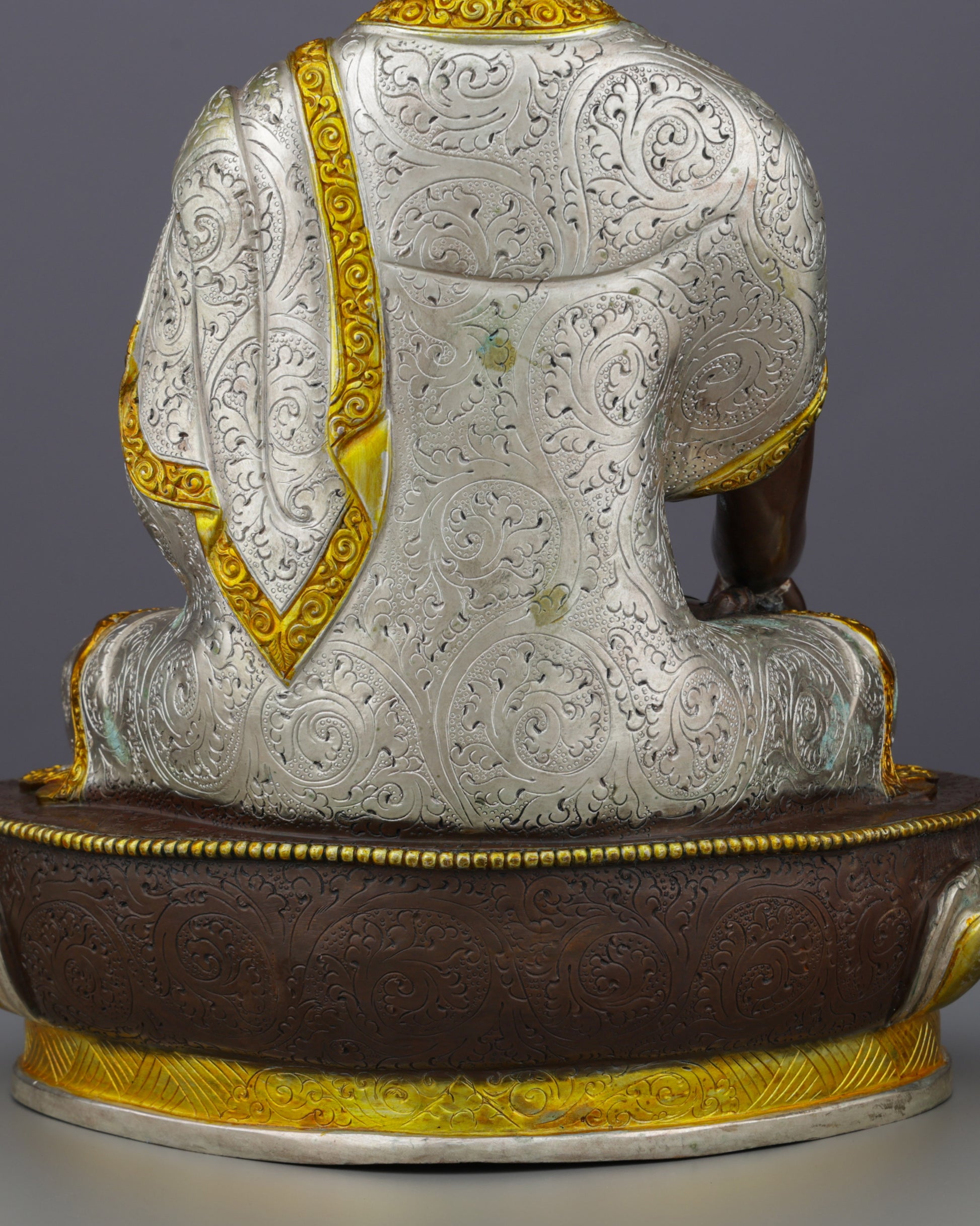 Magnificent Oxidized Sakyamuni Buddha | Nepal's Timeless Tribute to Enlightenment - Authentic Handcrafted Statue