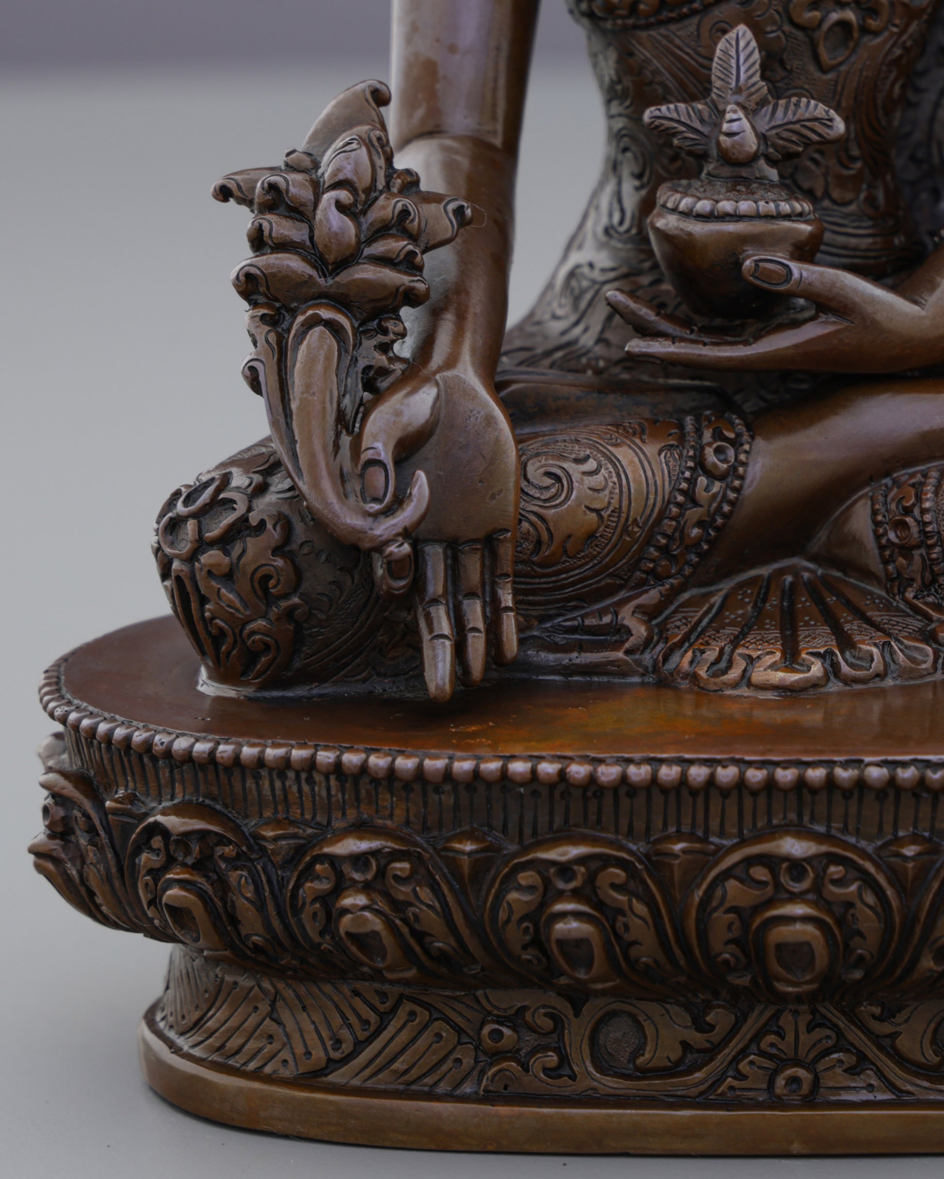 Oxidized Medicine Buddha Statue | Divine Healer of Body, Mind, and Spirit - Authentic Handcrafted Statue