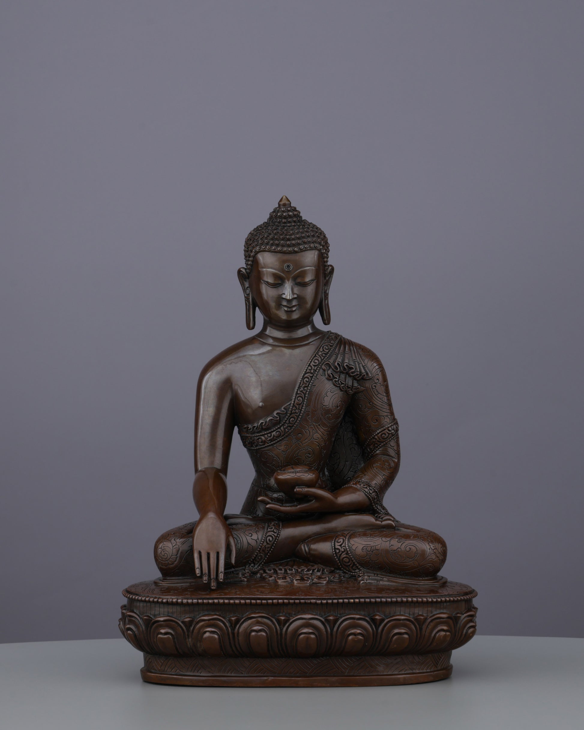 Oxidized Sakyamuni Buddha Statue | Radiant Embodiment of Enlightenment - Authentic Handcrafted Statue