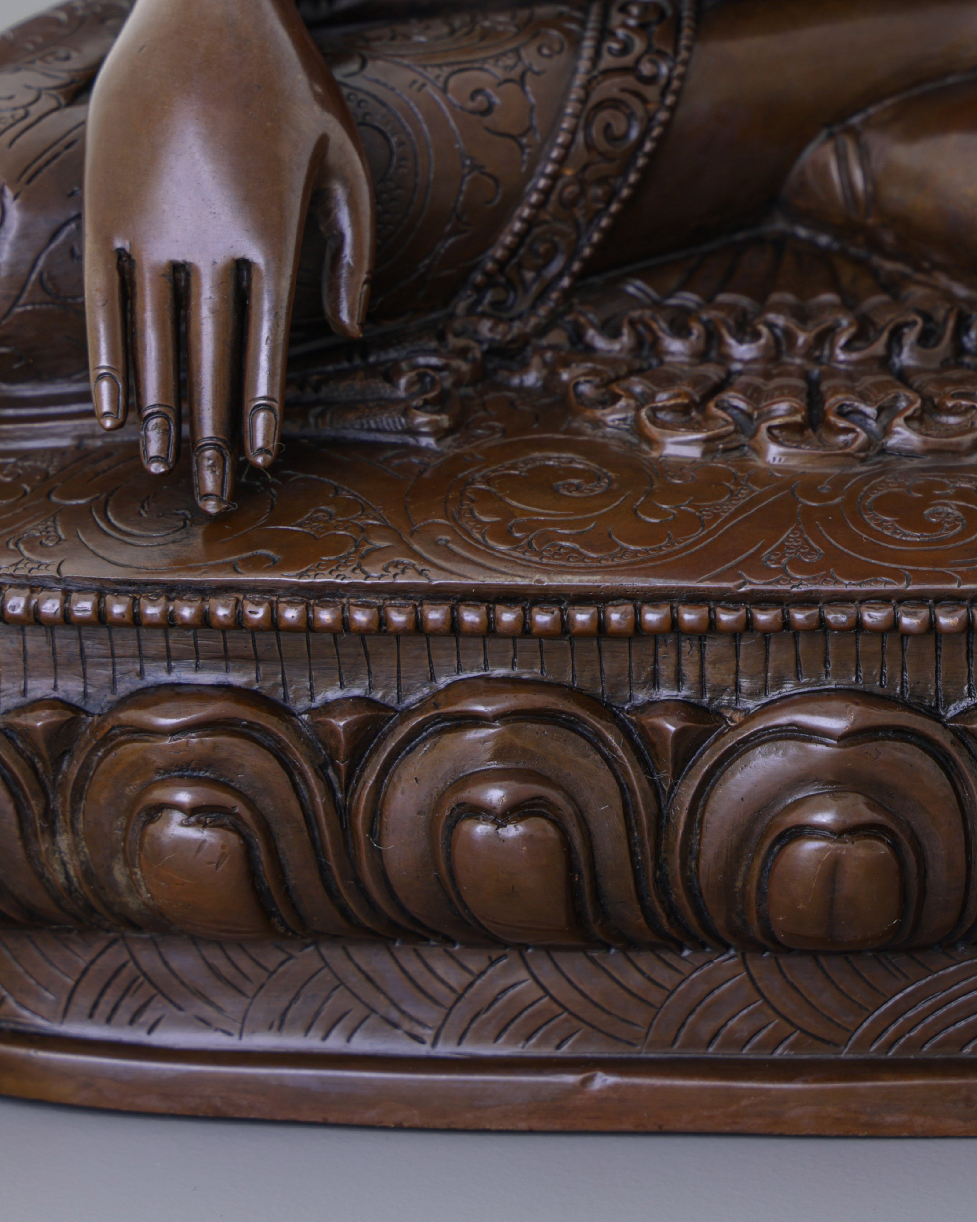 Oxidized Sakyamuni Buddha Statue | Radiant Embodiment of Enlightenment
