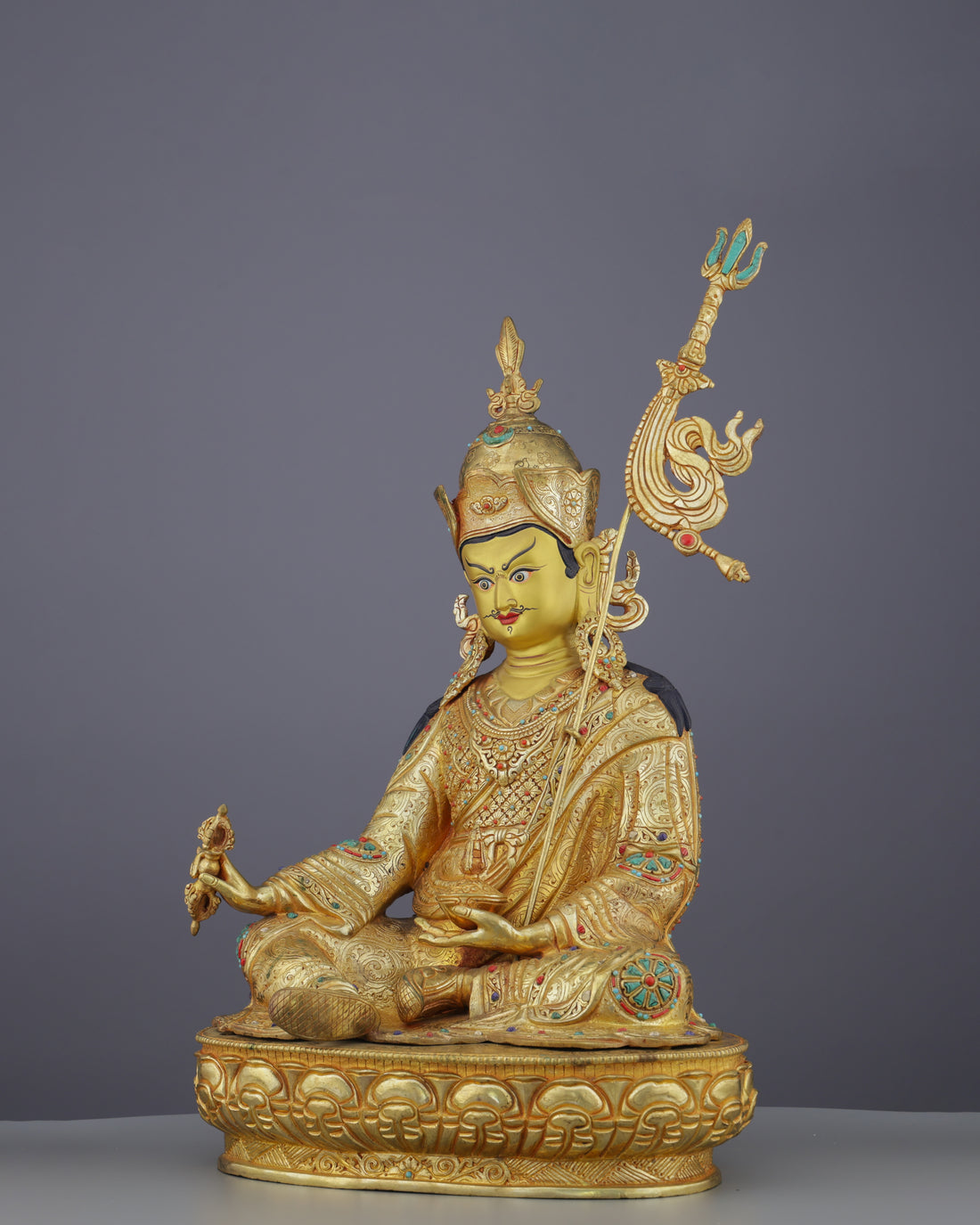 Guru Rinpoche Statue | Majestic Lotus-Born Master in Resplendent 24K Gold