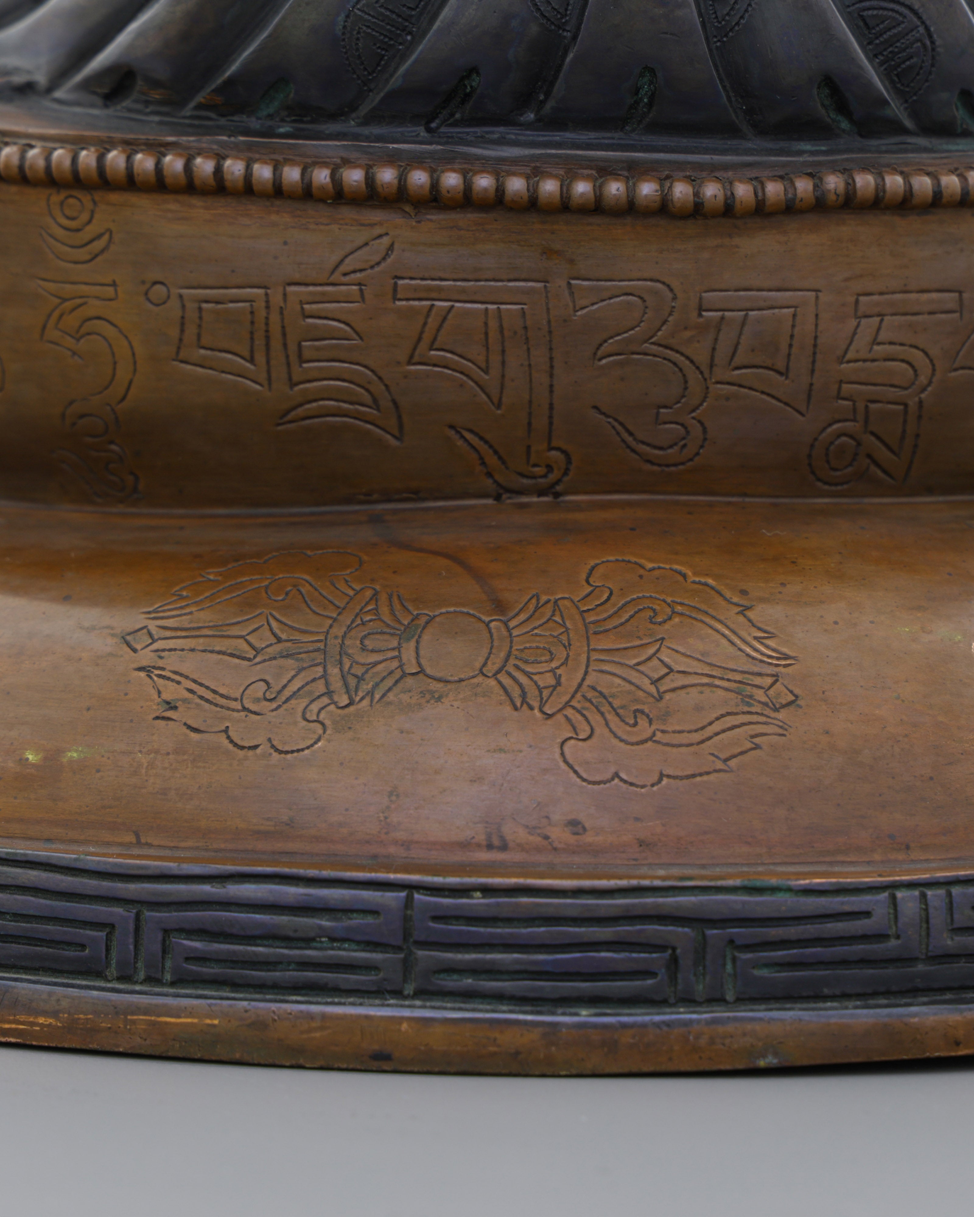 Guru Rinpoche Statue | The Lotus-Born Master in Sacred Bronze
