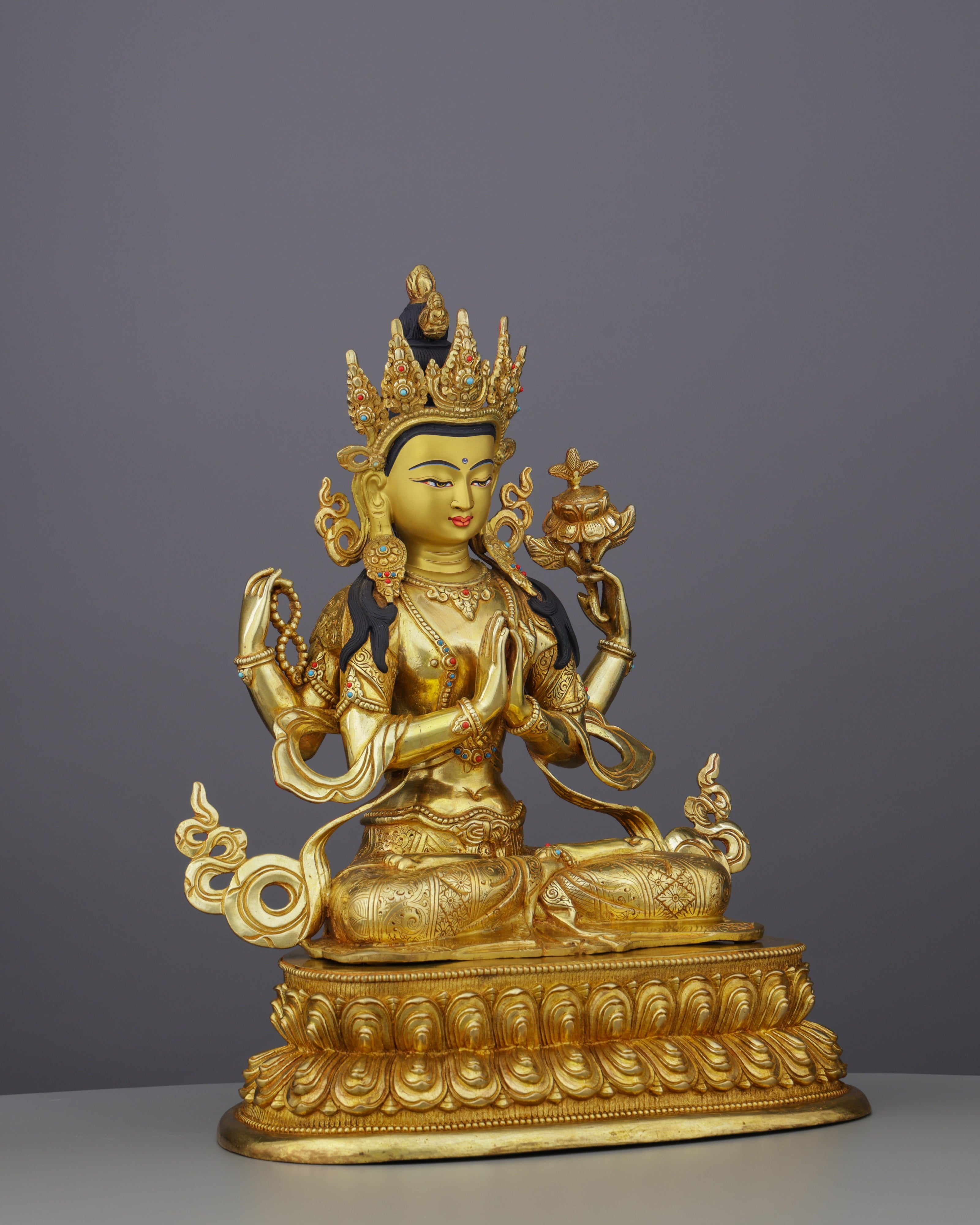 Chengresi Statue | The Golden Embodiment of Infinite Compassion