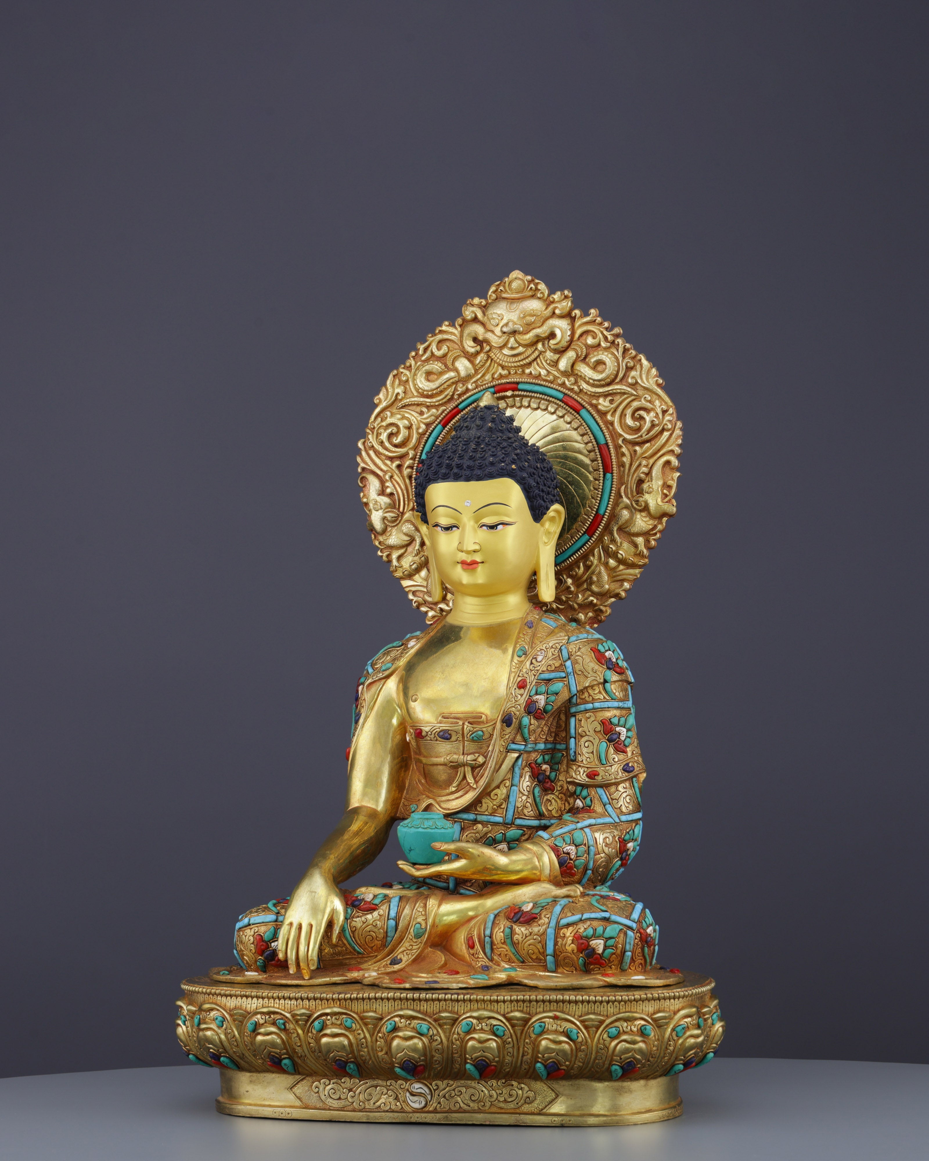Sakyamuni Buddha Statue | Magnificent Enlightenment in Gold and Gems