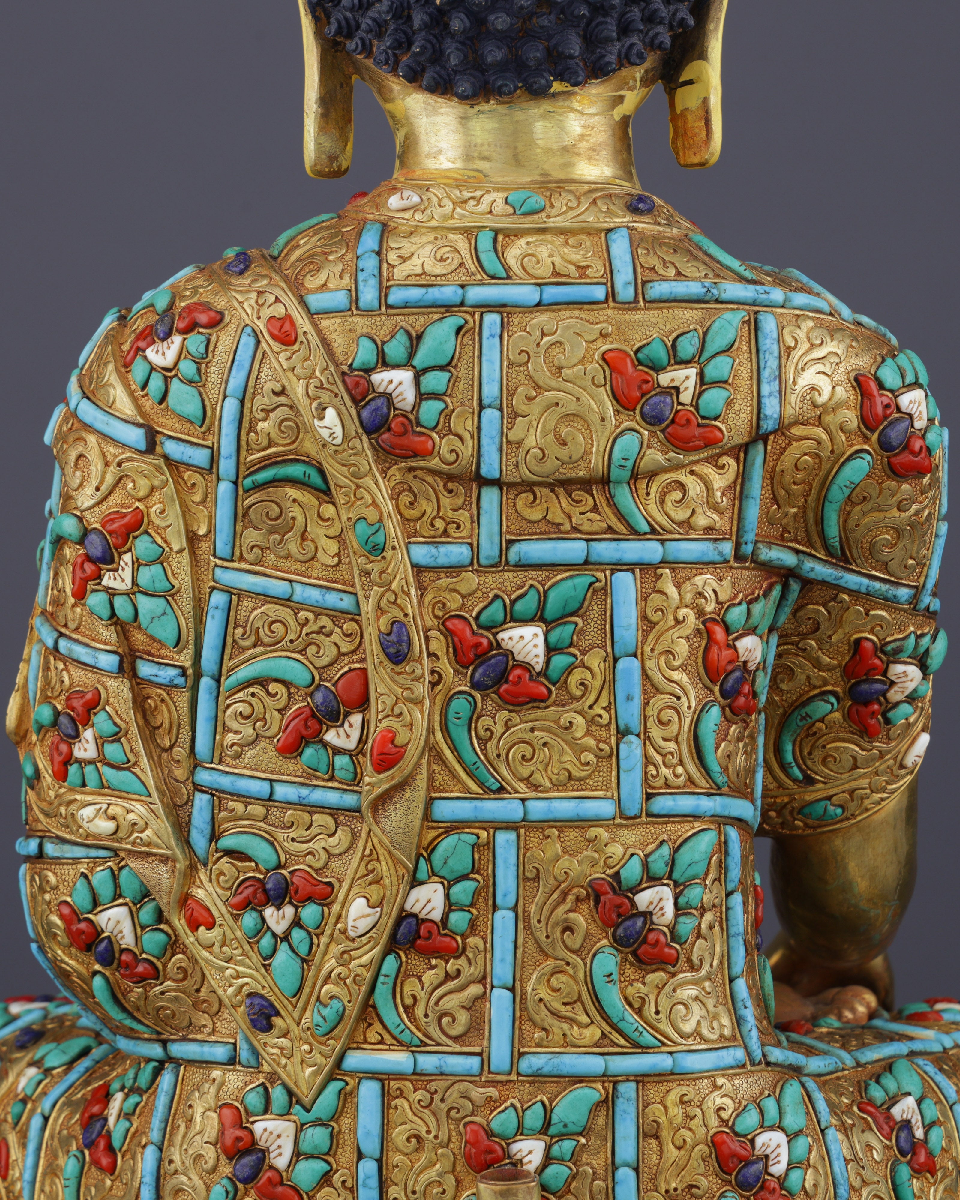 Sakyamuni Buddha Statue | Magnificent Enlightenment in Gold and Gems