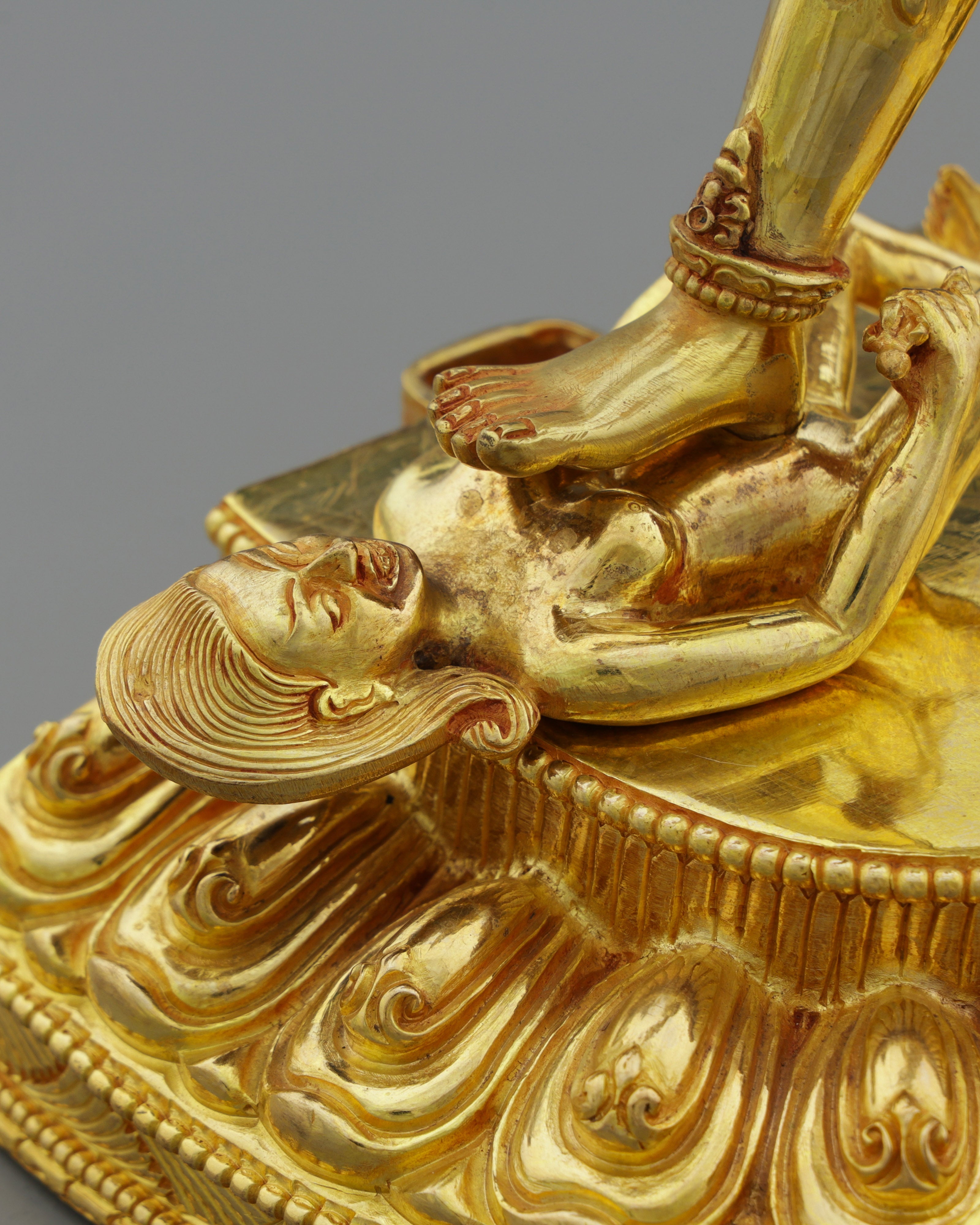 Exquisite Vajrayogini Statue | Embodiment of Blissful Wisdom in Sacred Gold
