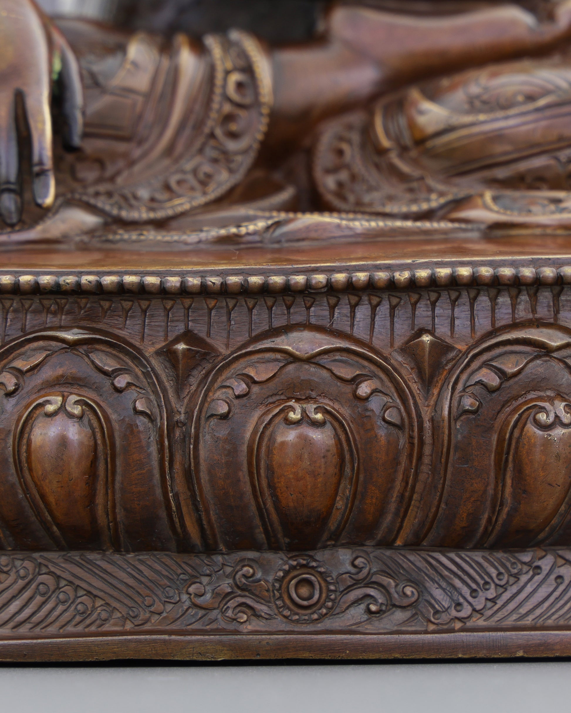 Oxidized Sakyamuni Buddha Statue | Handcrafted from the Heart of the Himalayas - Authentic Handcrafted Statue