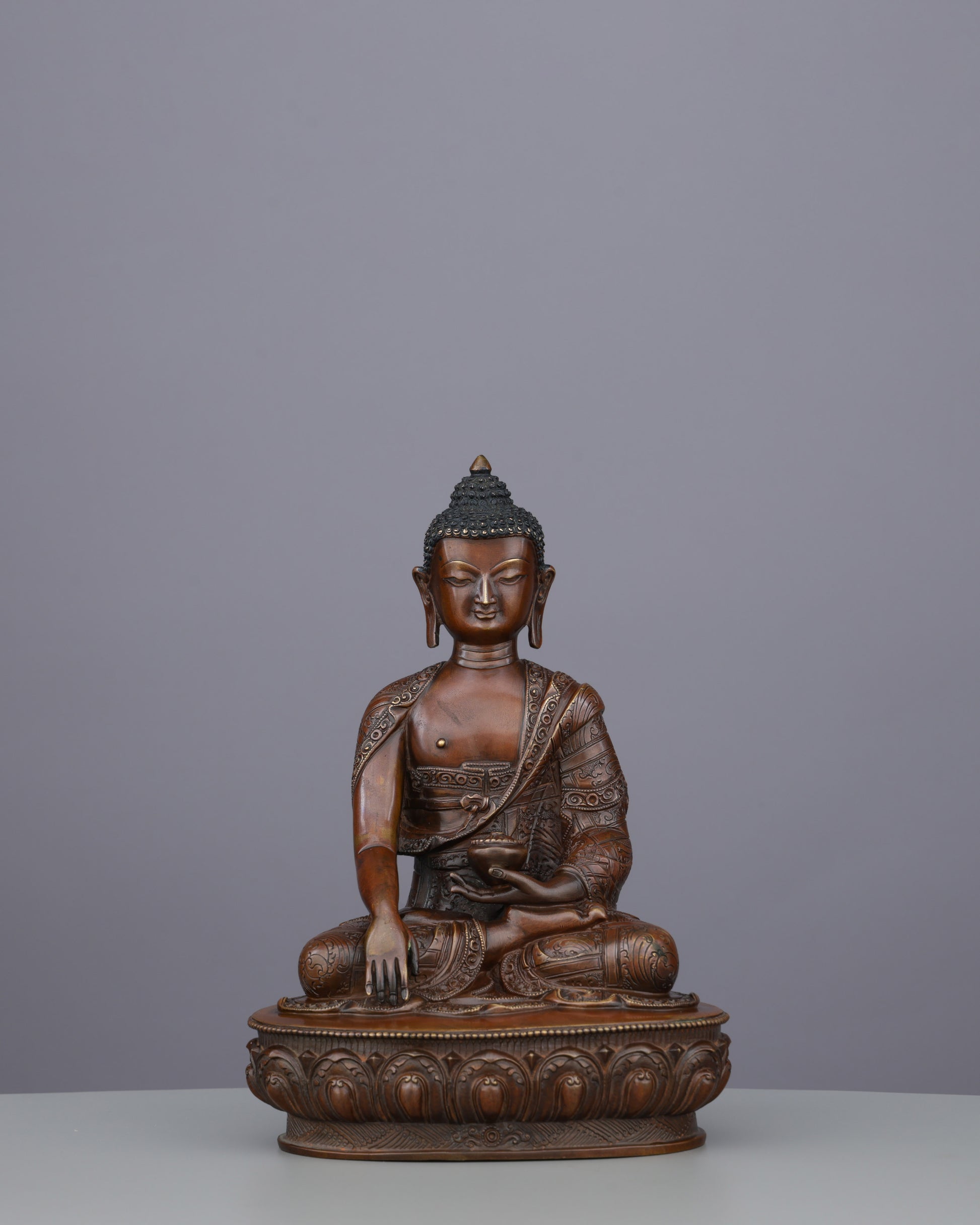 Oxidized Sakyamuni Buddha Statue | Handcrafted from the Heart of the Himalayas - Authentic Handcrafted Statue