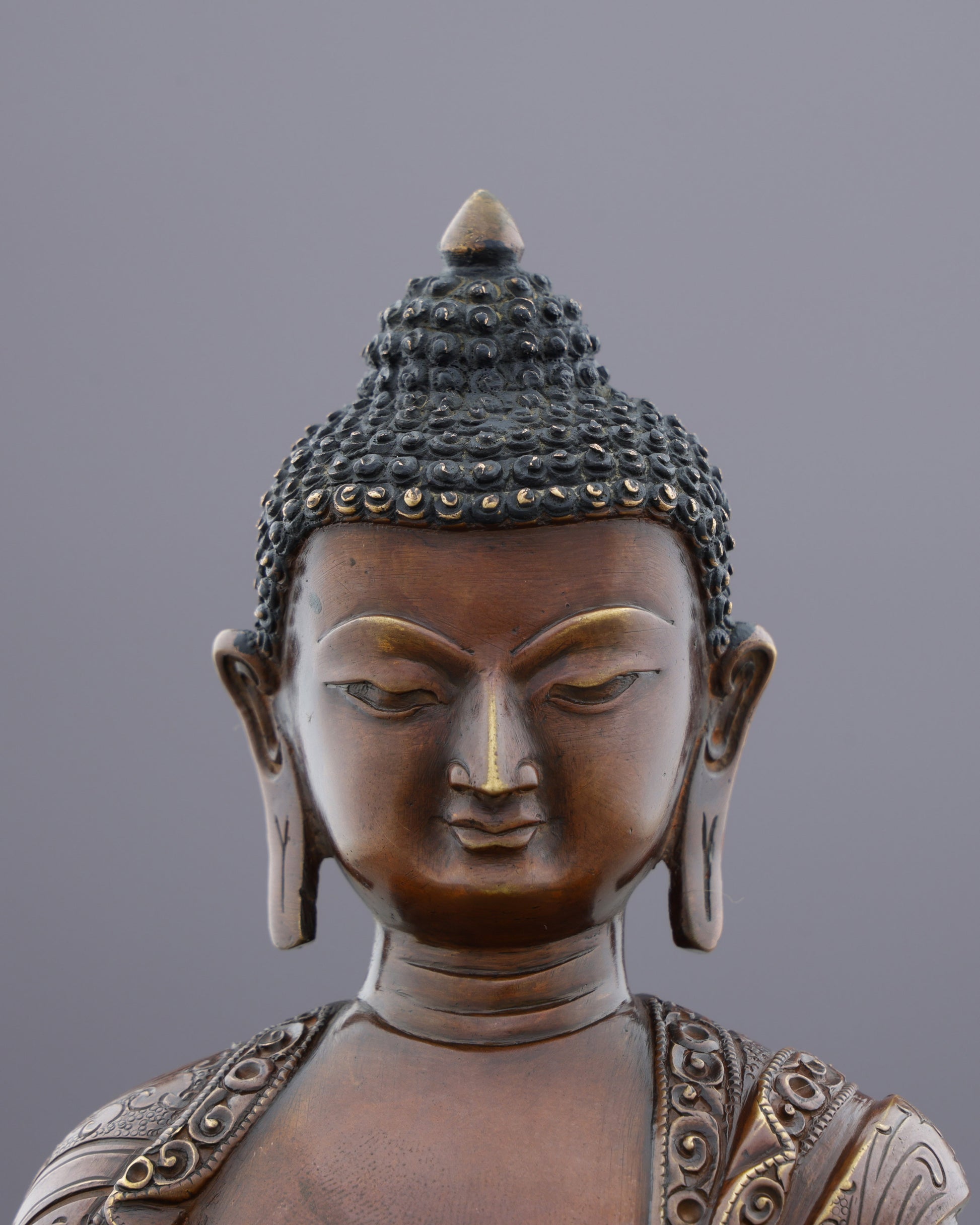 Oxidized Sakyamuni Buddha Statue | Handcrafted from the Heart of the Himalayas - Authentic Handcrafted Statue