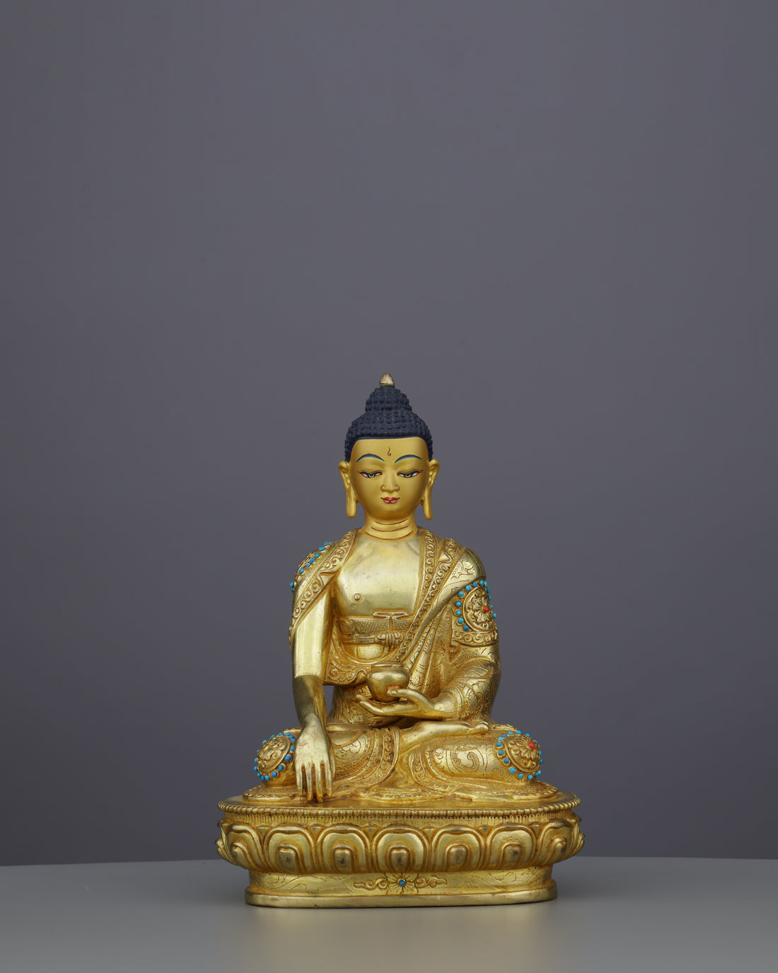 Gilded Serenity | Handcrafted Sakyamuni Buddha Statue - Handcrafted Buddhist Statue