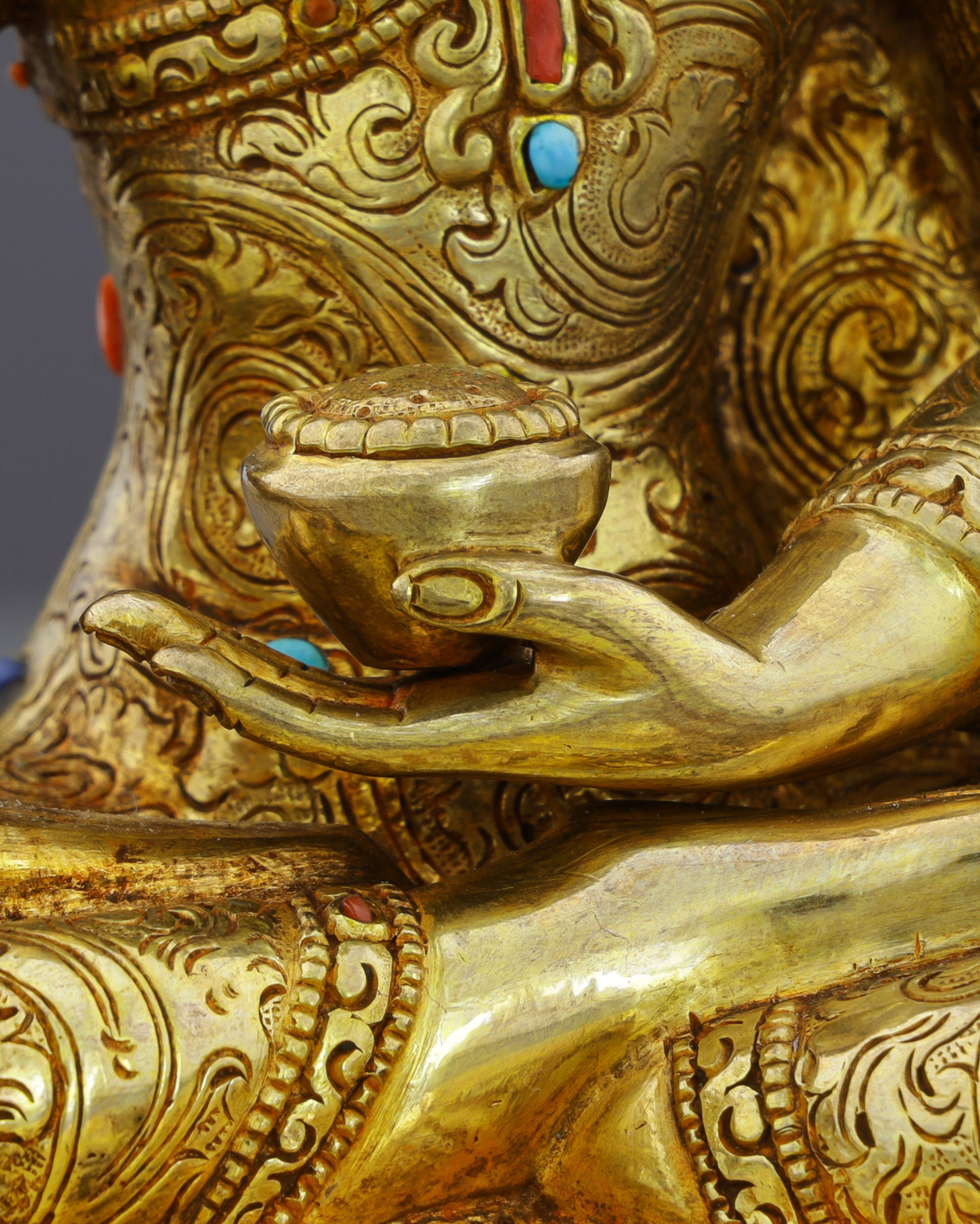 Radiant Tranquility | Handcrafted Sakyamuni Buddha Statue - Authentic Handcrafted Statue