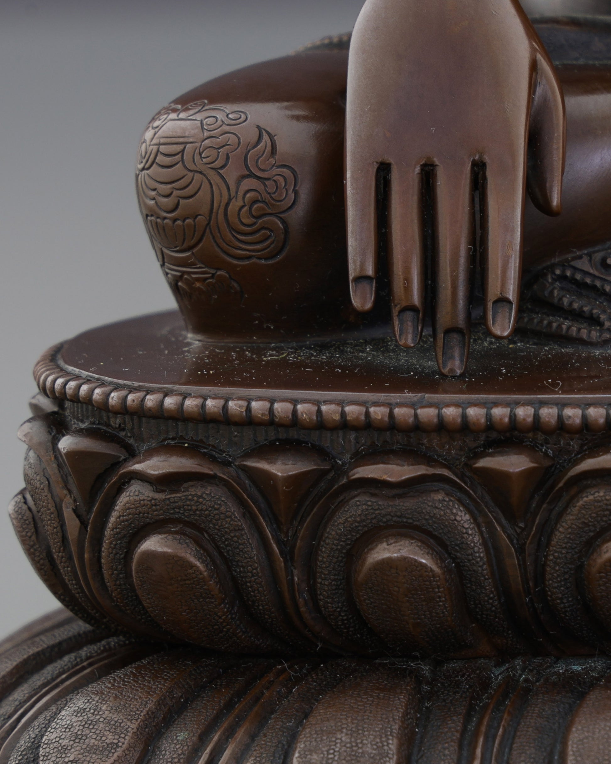 Oxidized Serenity | Handcrafted Sakyamuni Buddha from the Himalayas - Authentic Handcrafted Statue