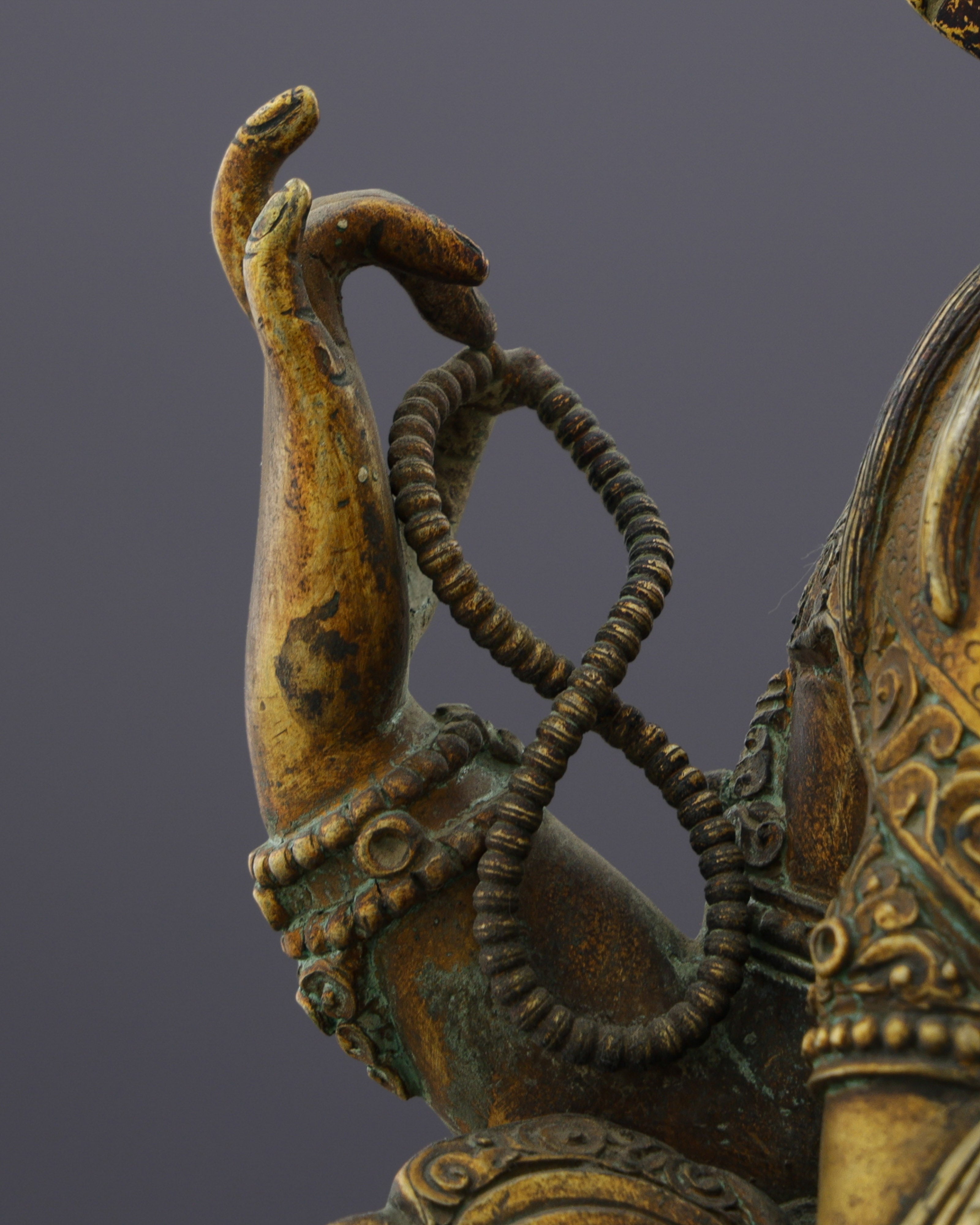 Antique Chengresi Statue | Golden Guardian of Compassion