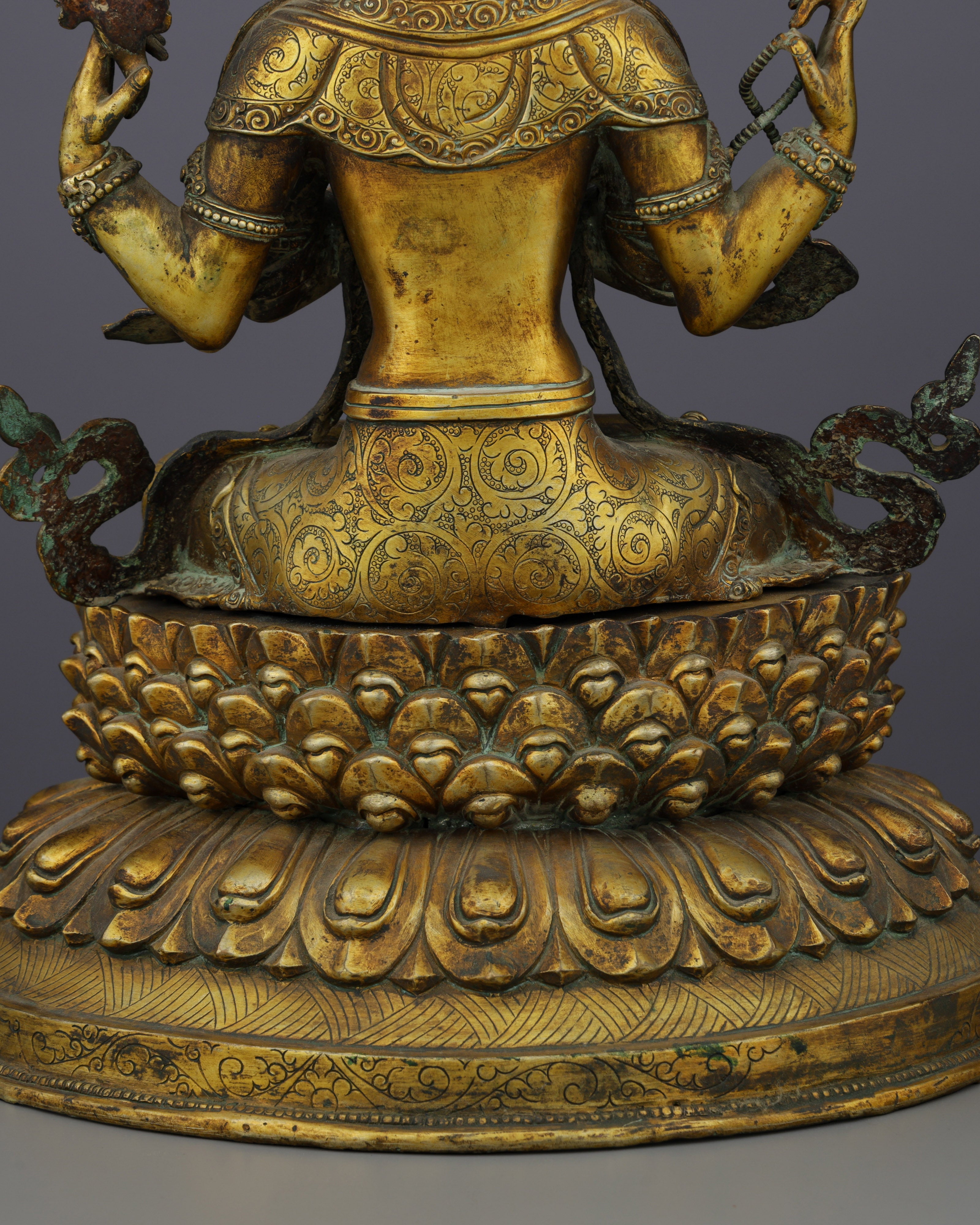 Antique Chengresi Statue | Golden Guardian of Compassion