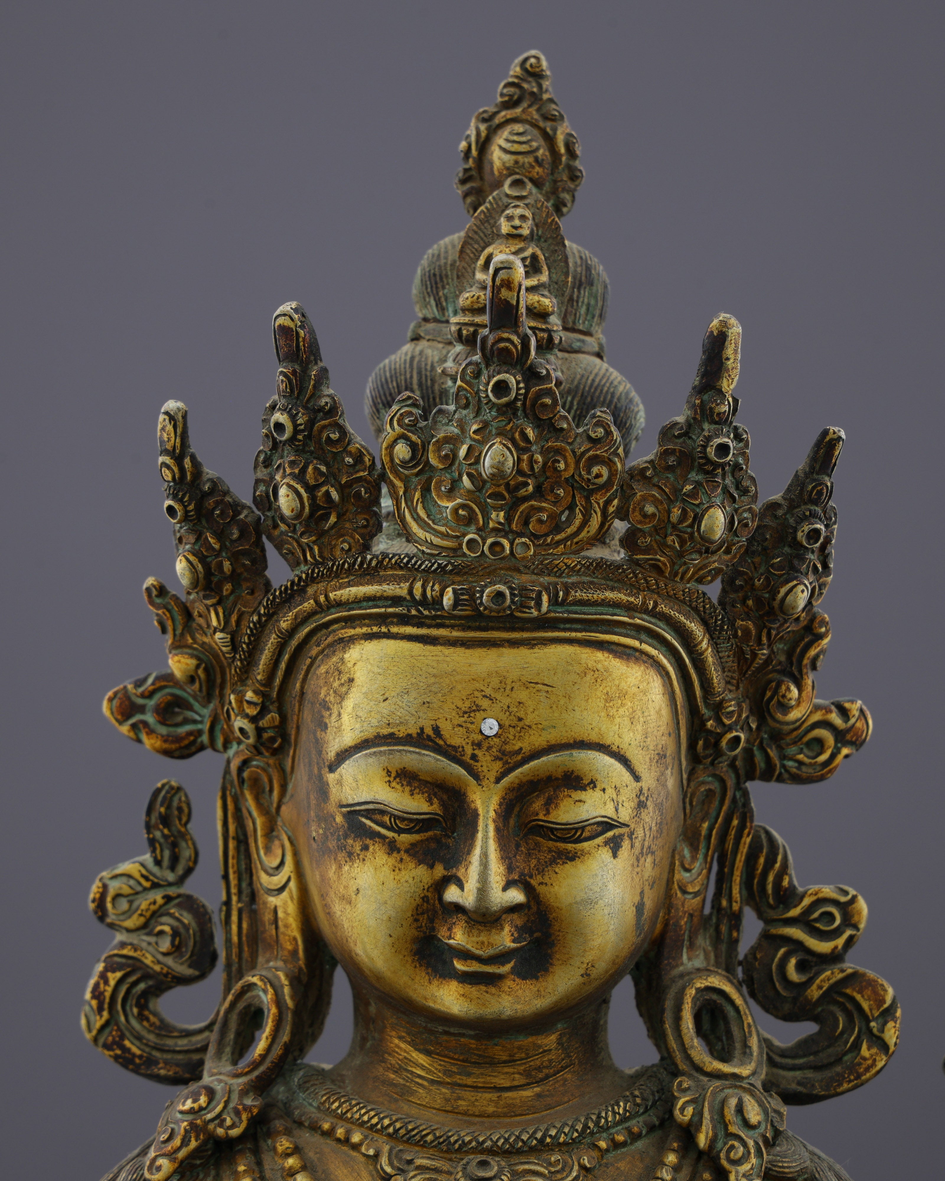 Antique Chengresi Statue | Golden Guardian of Compassion