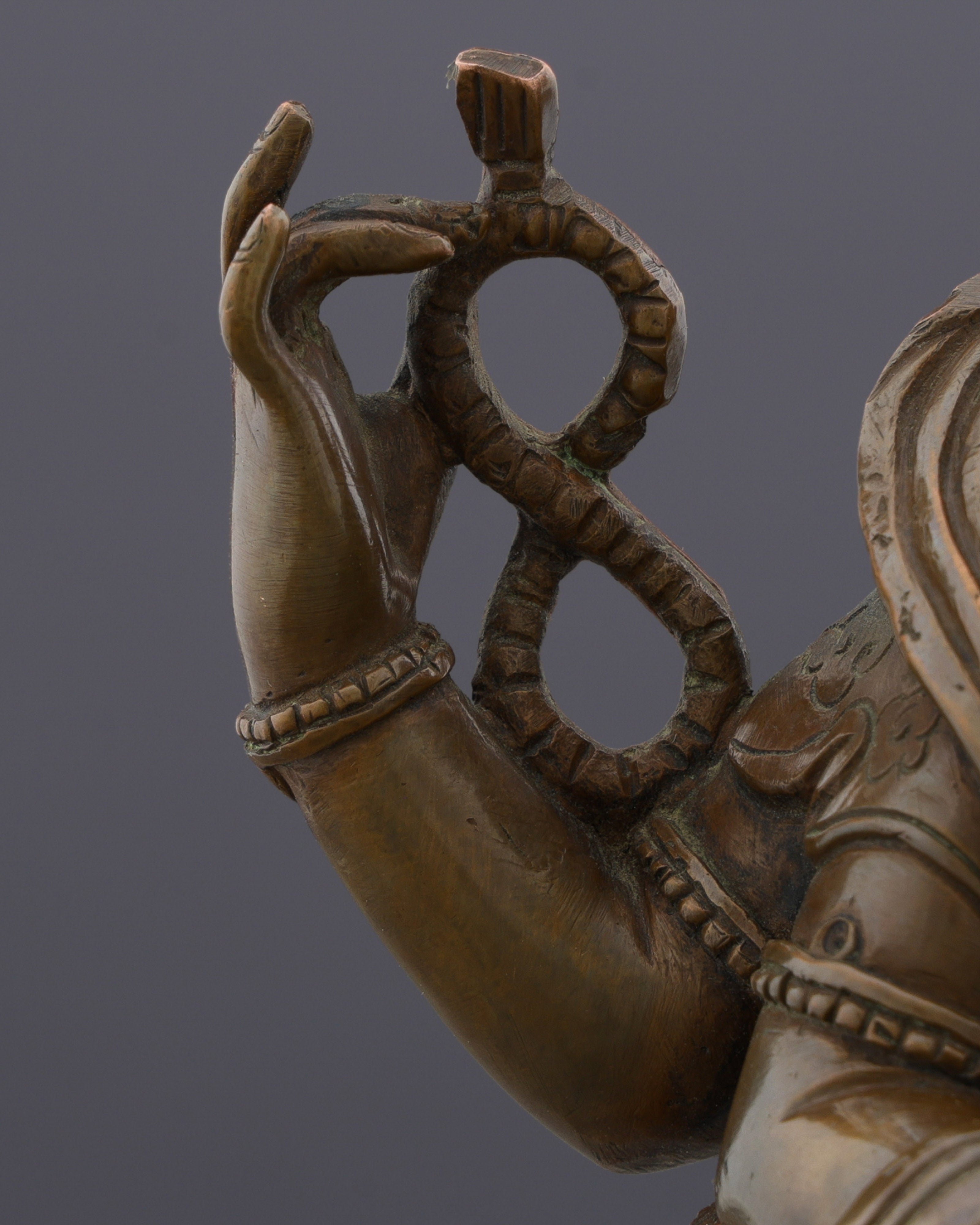 Oxidized Saraswati Statue | Divine Melody of Wisdom from Nepalese Artisans