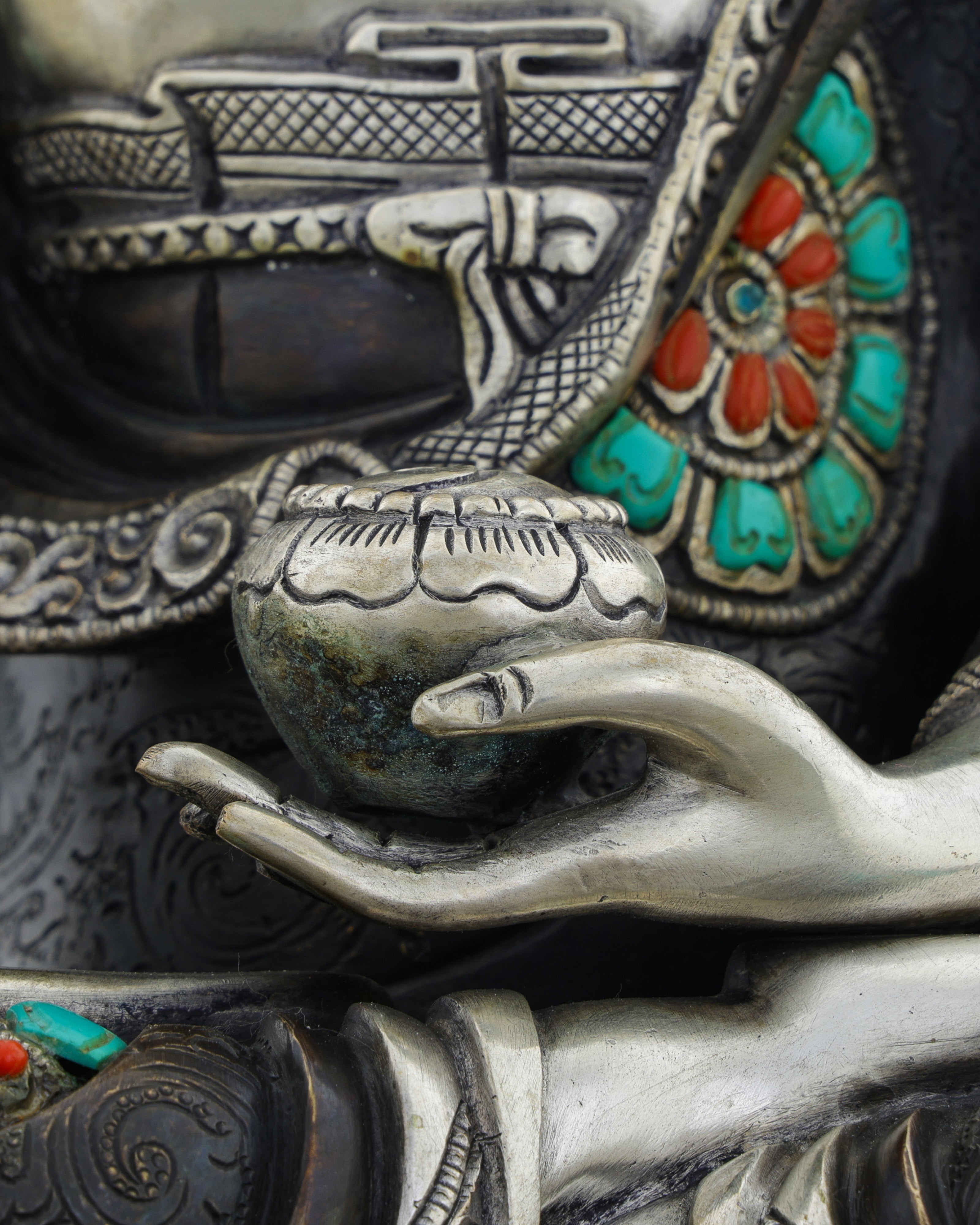 Magnificent Oxidized Shakyamuni Buddha | Timeless Nepalese Spiritual Treasure