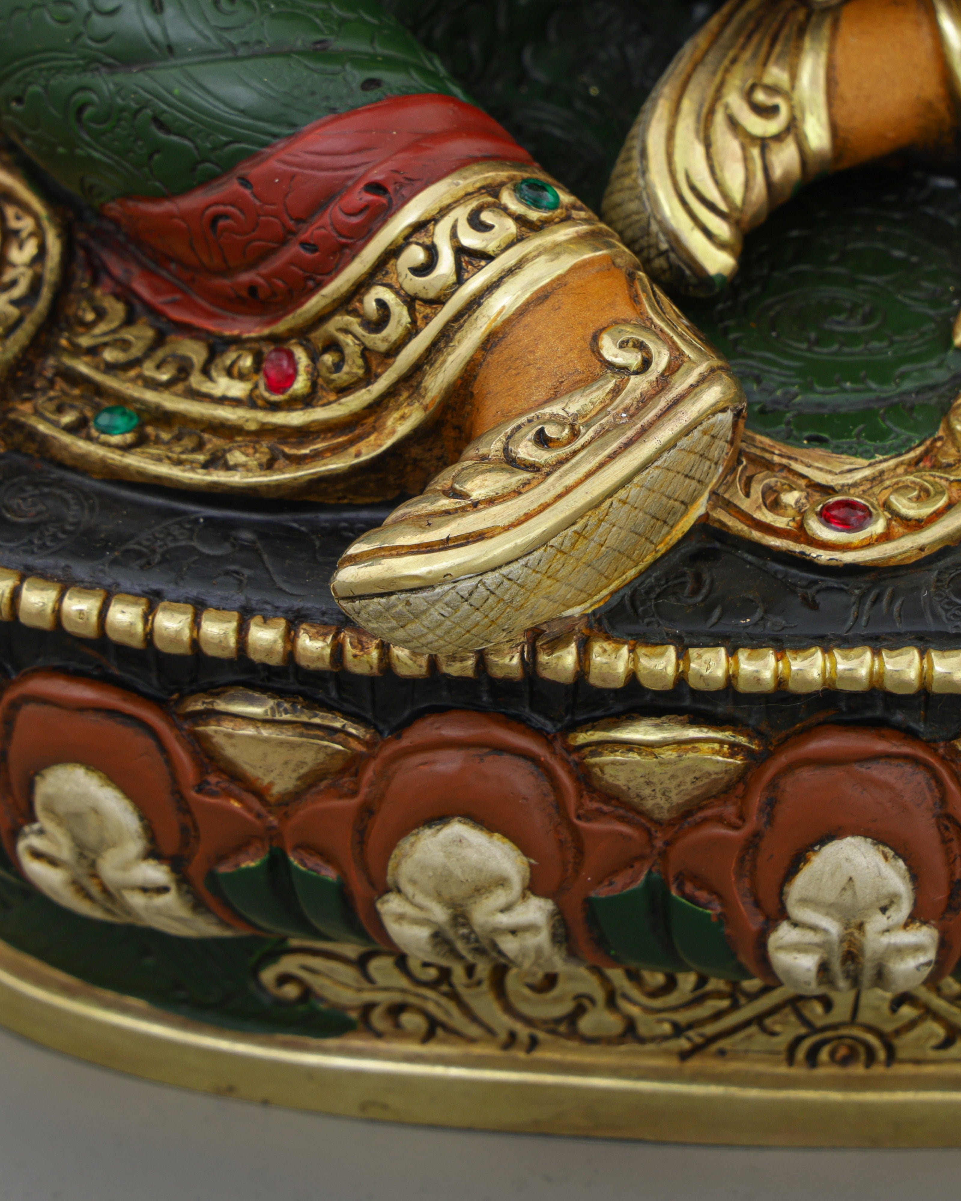 Sacred Guru Rinpoche Statue | Handcrafted Tibetan Buddhist Treasure