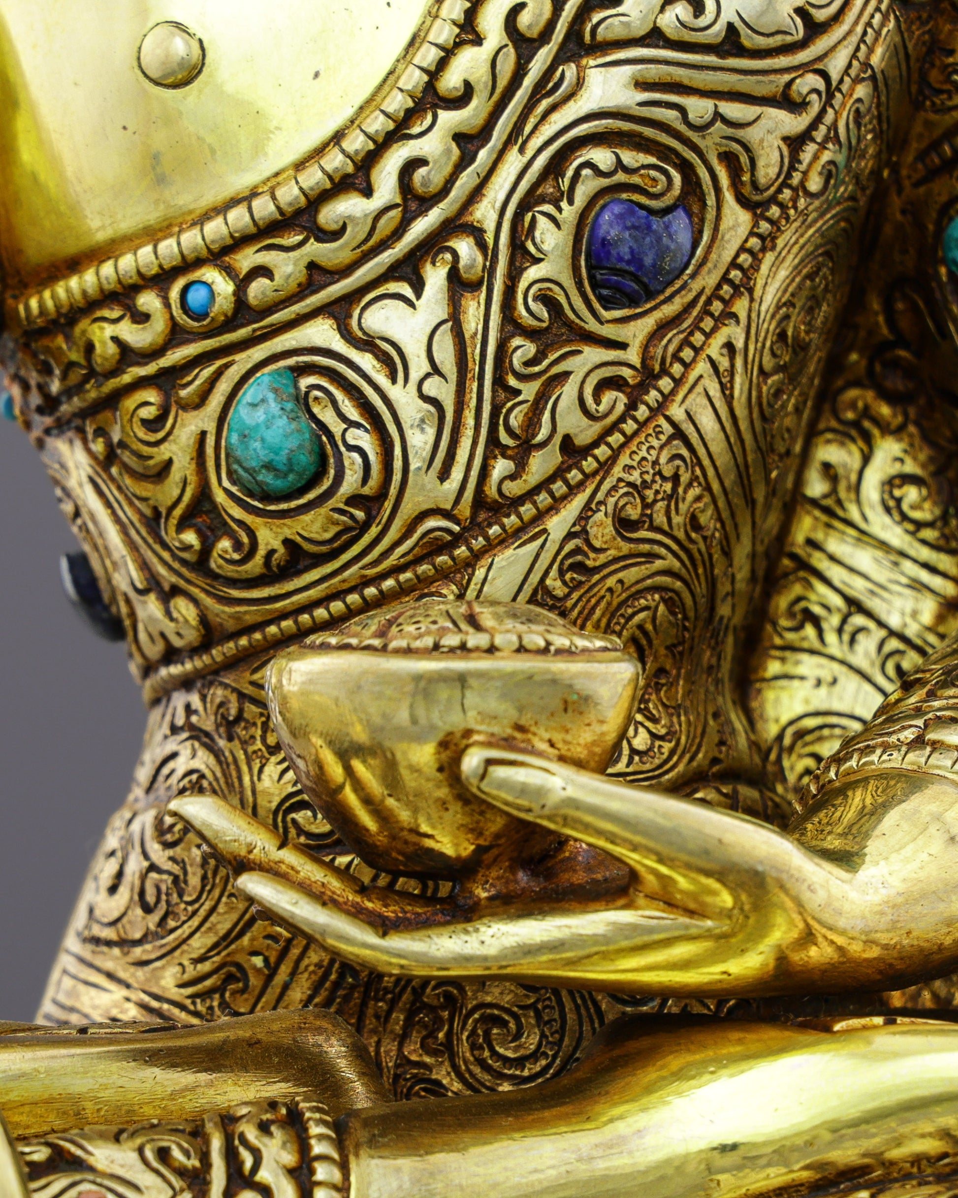 Sakyamuni Buddha | The Awakened One Frozen in Timeless Golden Splendor - Authentic Handcrafted Statue