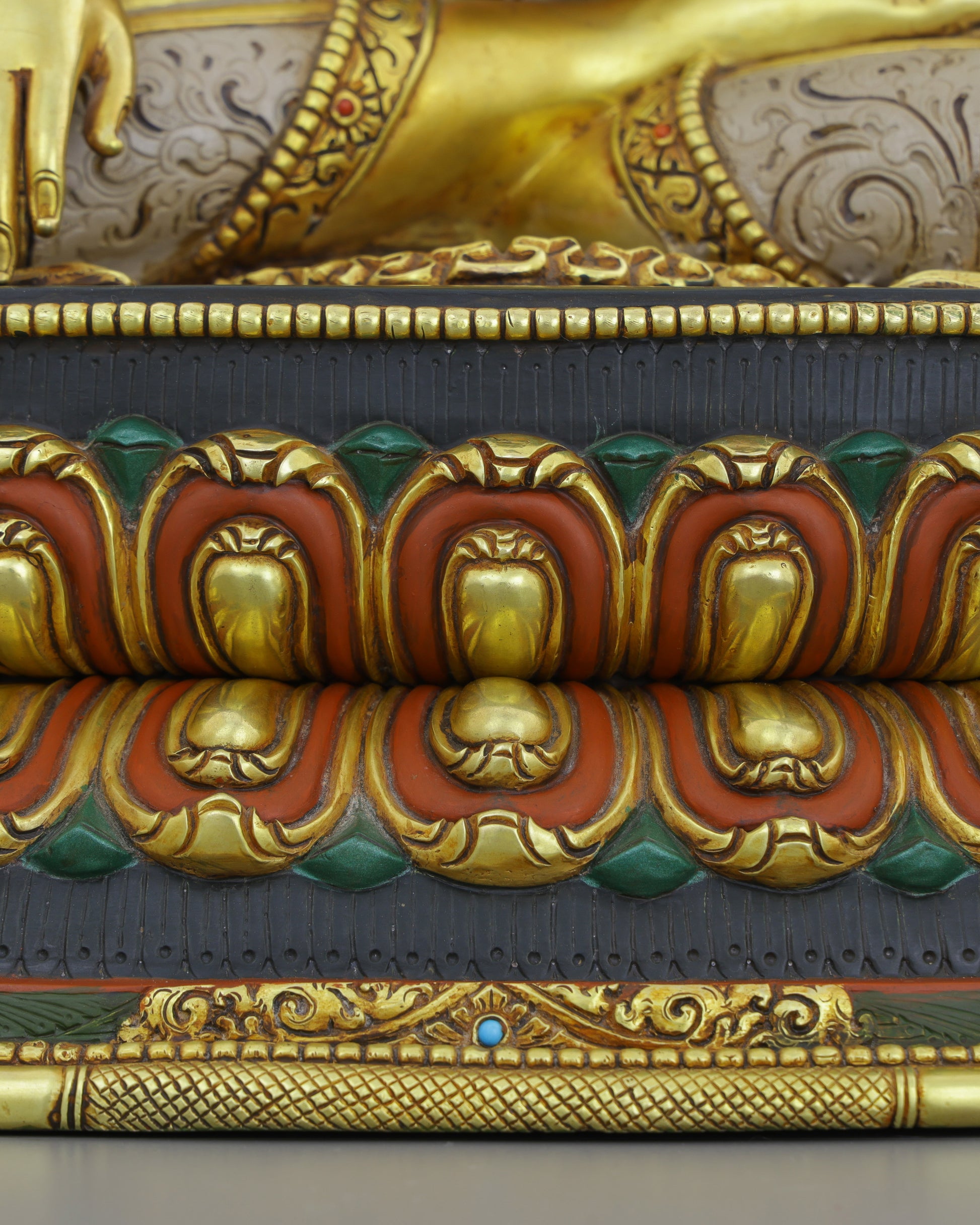 Gold, Stillness, and Awakening | Sakyamuni Buddha Statue - Authentic Handcrafted Statue