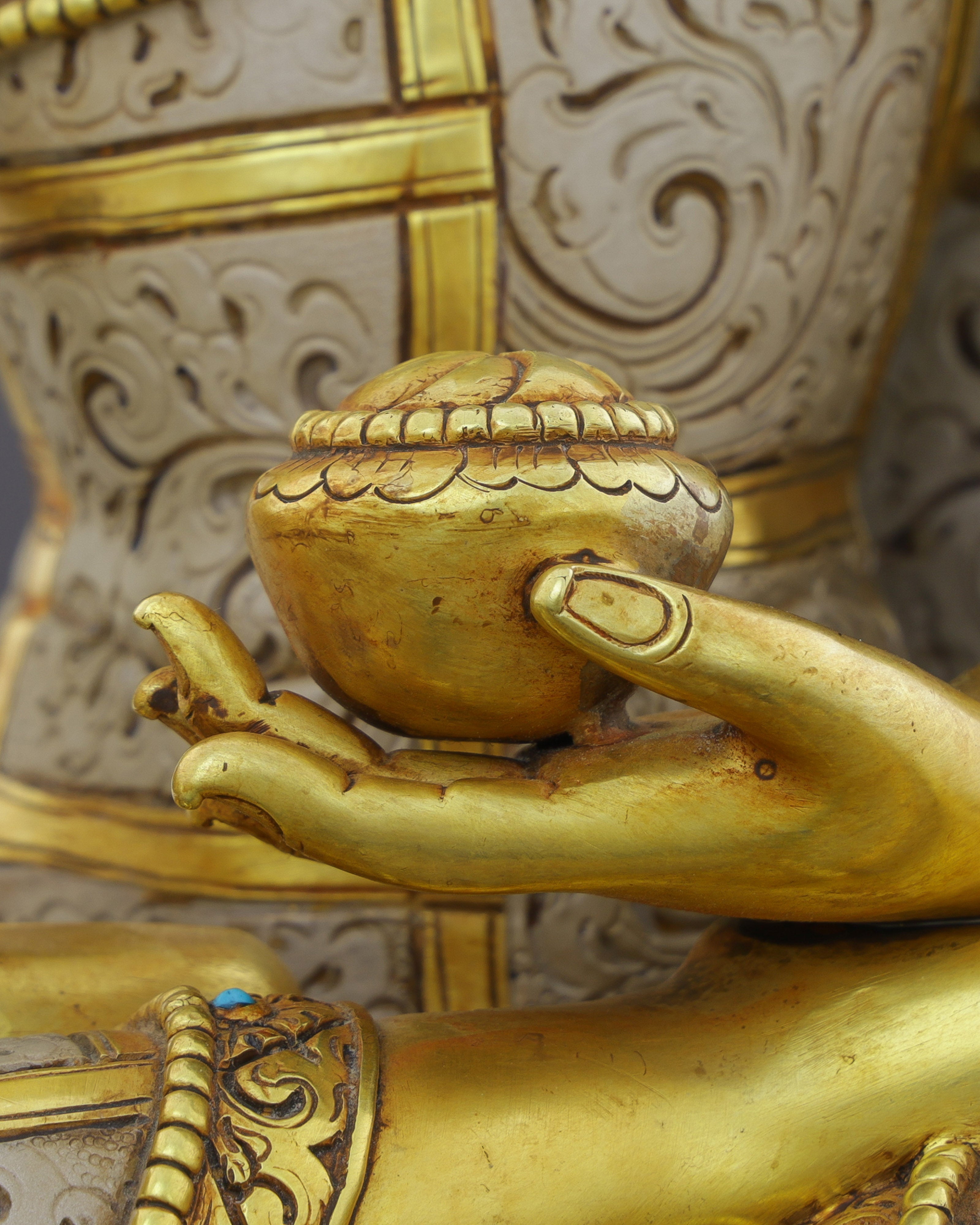 Gold, Stillness, and Awakening | Sakyamuni Buddha Statue