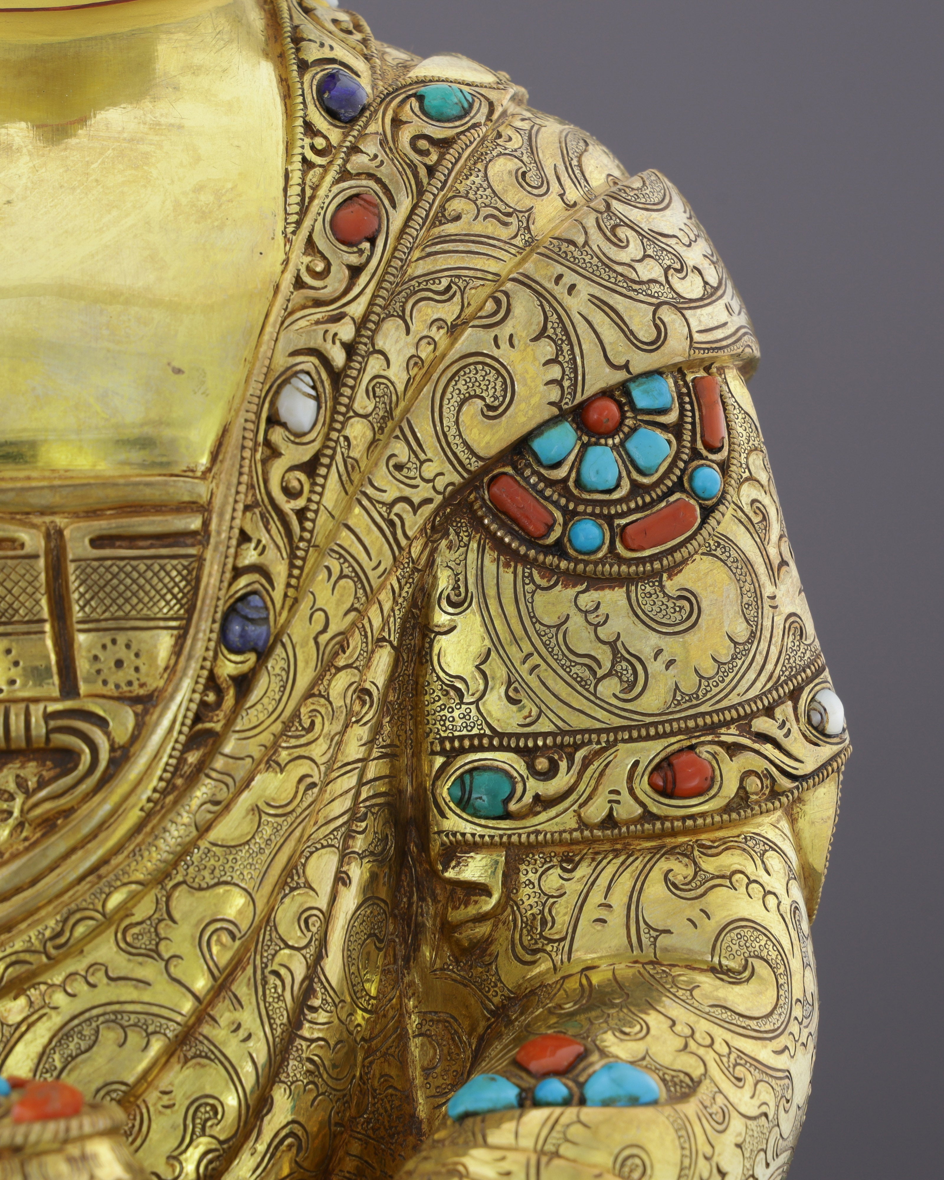 Crowned in Gold, Rooted in Truth | Sakyamuni Buddha Statue&nbsp;