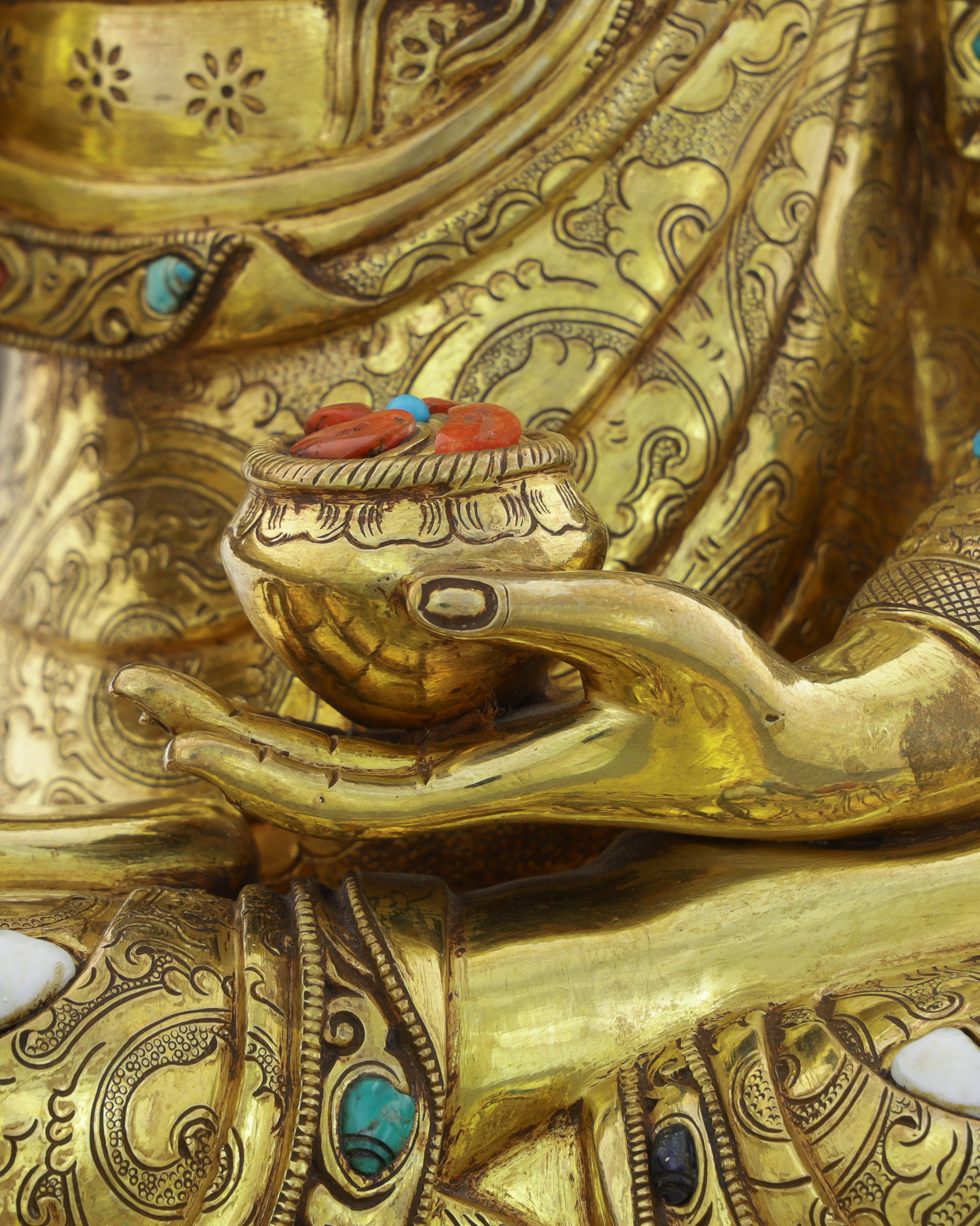 Crowned in Gold, Rooted in Truth | Sakyamuni Buddha Statue&nbsp;
