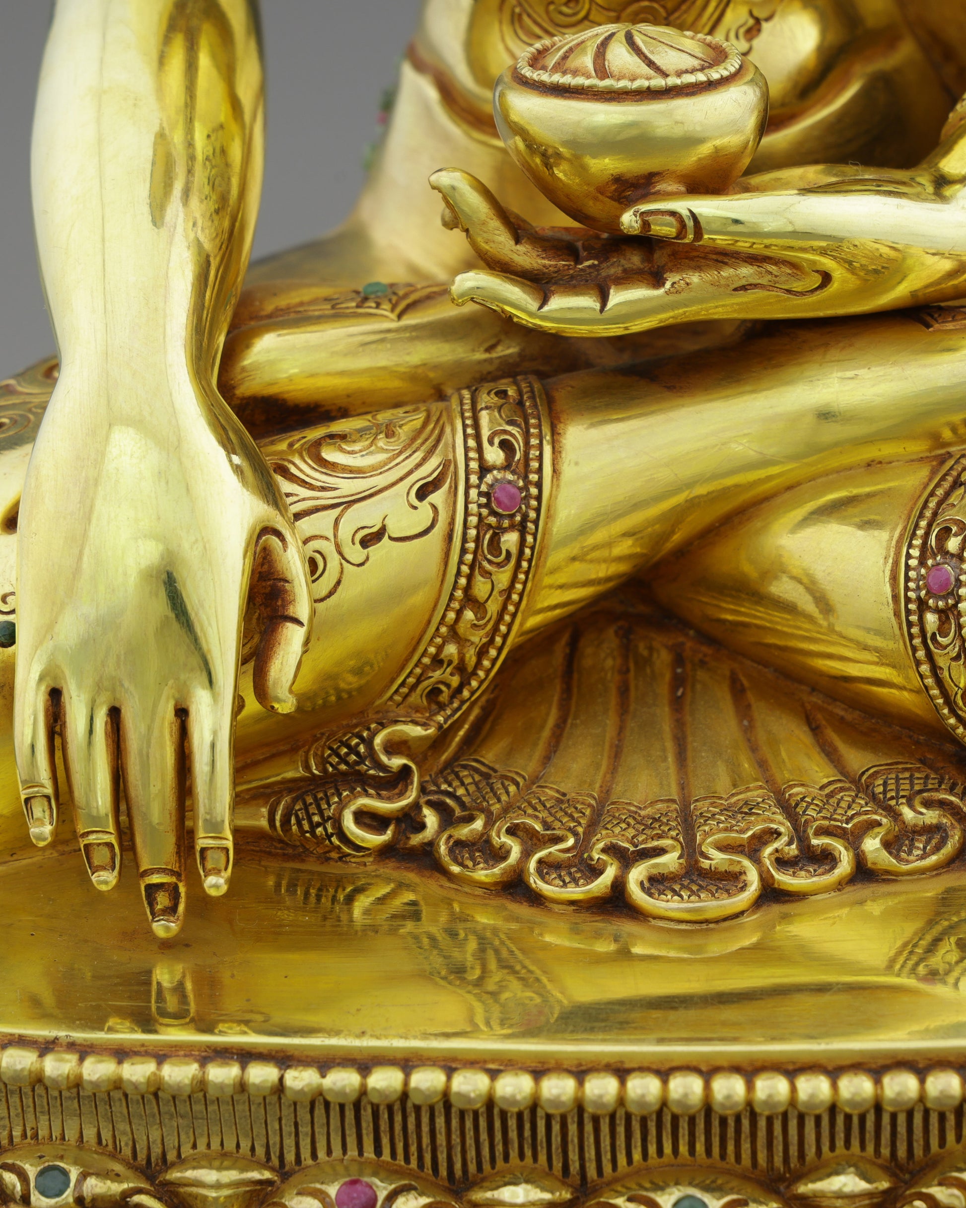 From the Heart of the Himalayas | Sakyamuni Buddha Statue&nbsp; - Authentic Handcrafted Statue