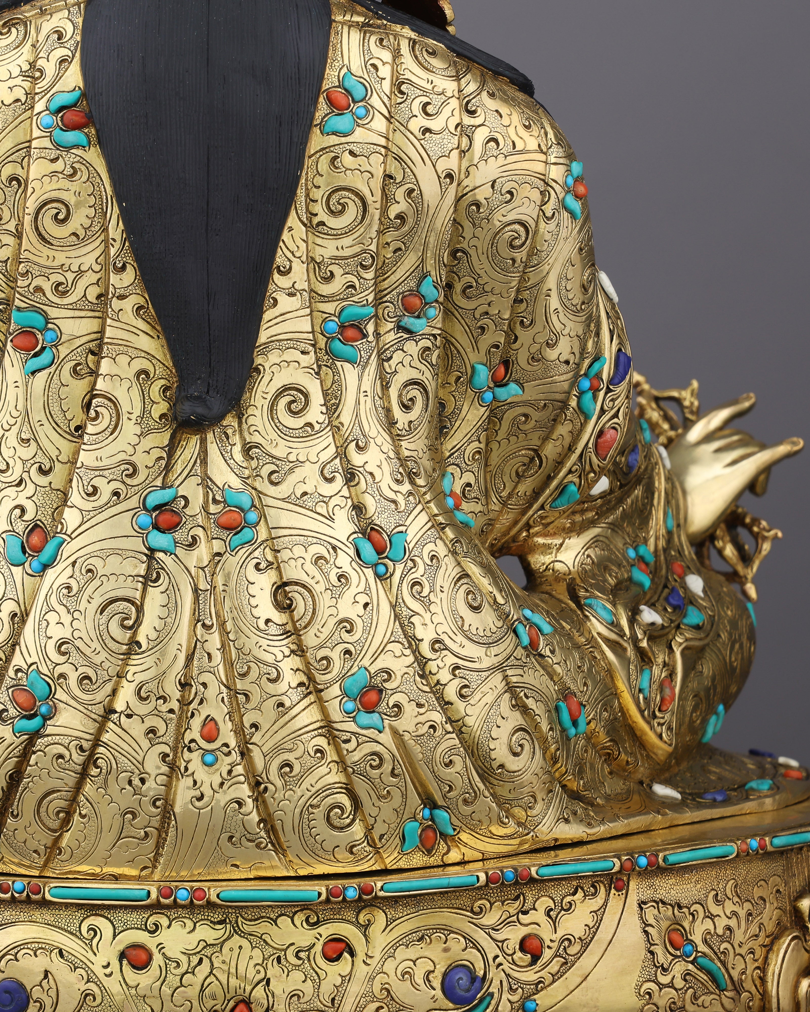 Magnificent 24K Gold Gilded Guru Rinpoche Statue – A Monumental Treasure of Tibetan Mastery