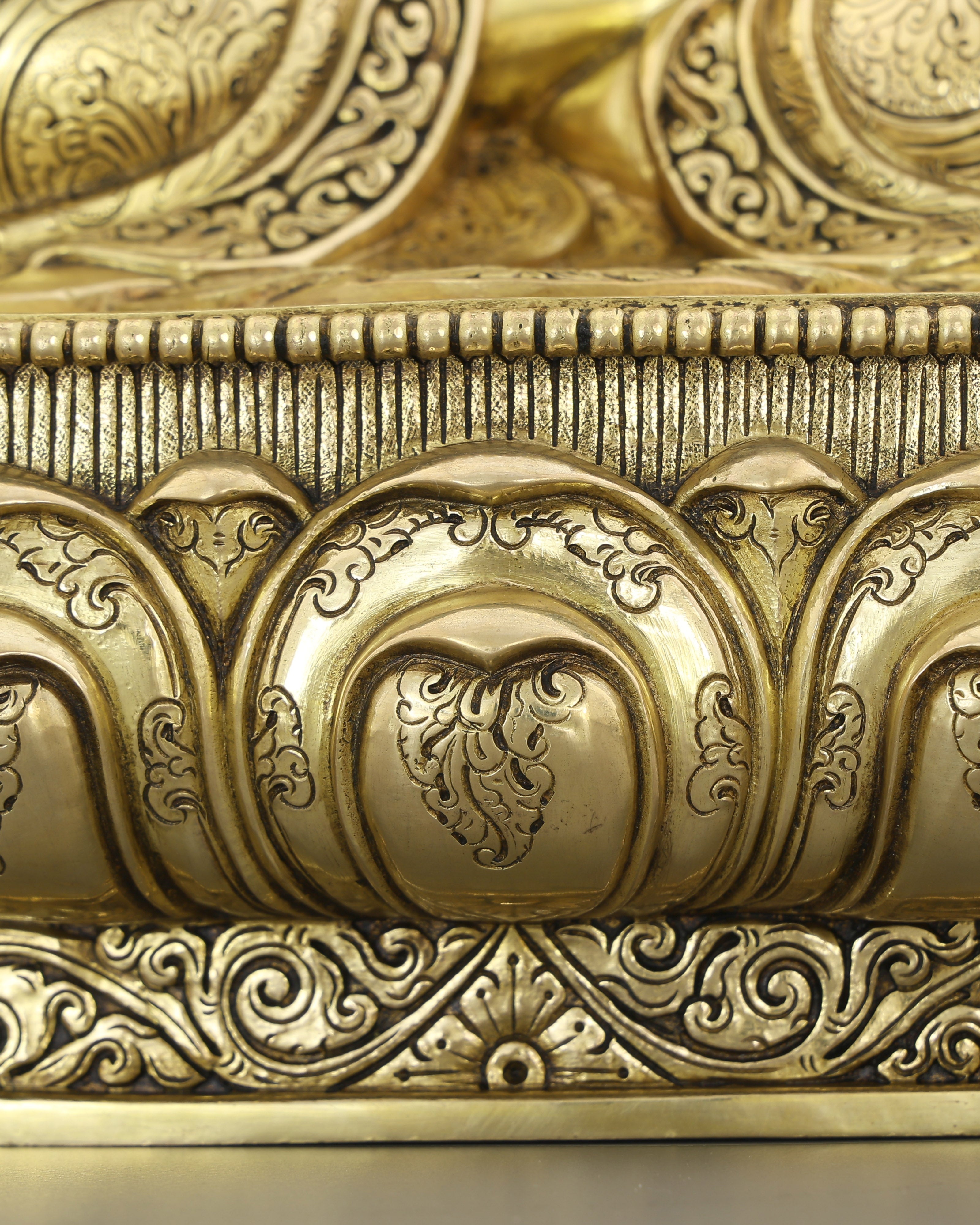 24K Gold Gilded Sakyamuni Buddha Statue | A Monument of Enlightenment