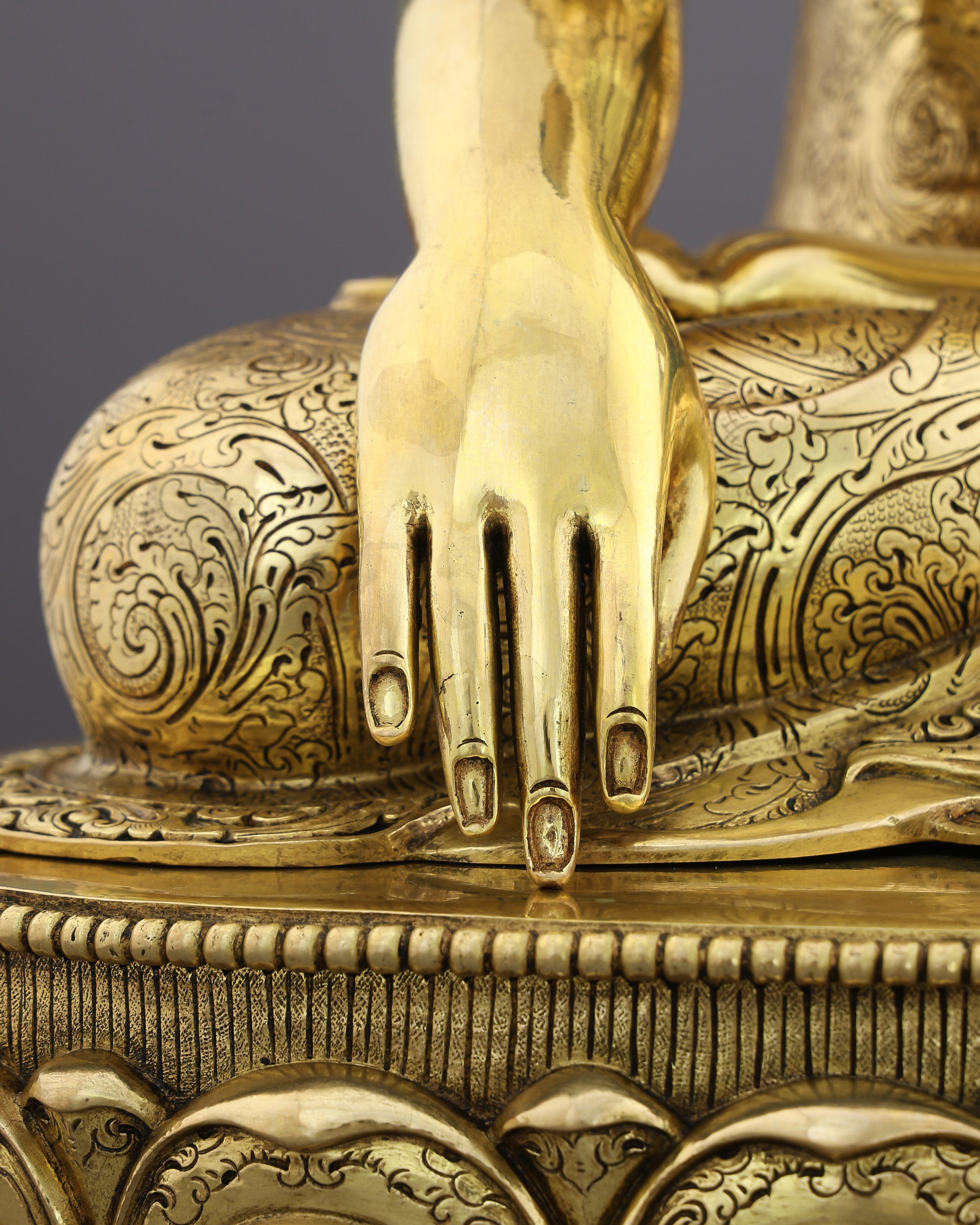 24K Gold Gilded Sakyamuni Buddha Statue | A Monument of Enlightenment