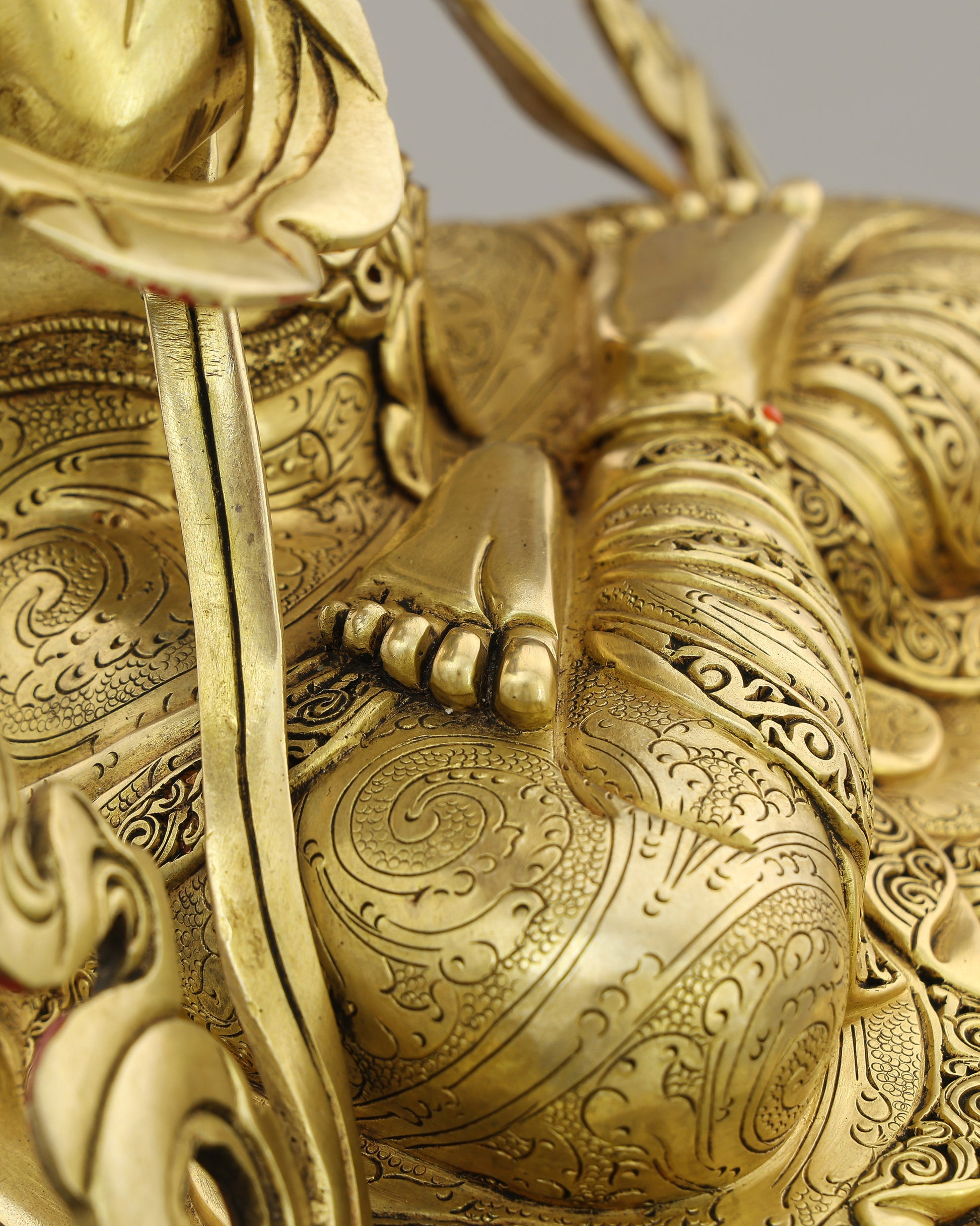 Compassion Embodied | The Four-Armed Chengresi in 24K Gold - Authentic Handcrafted Statue