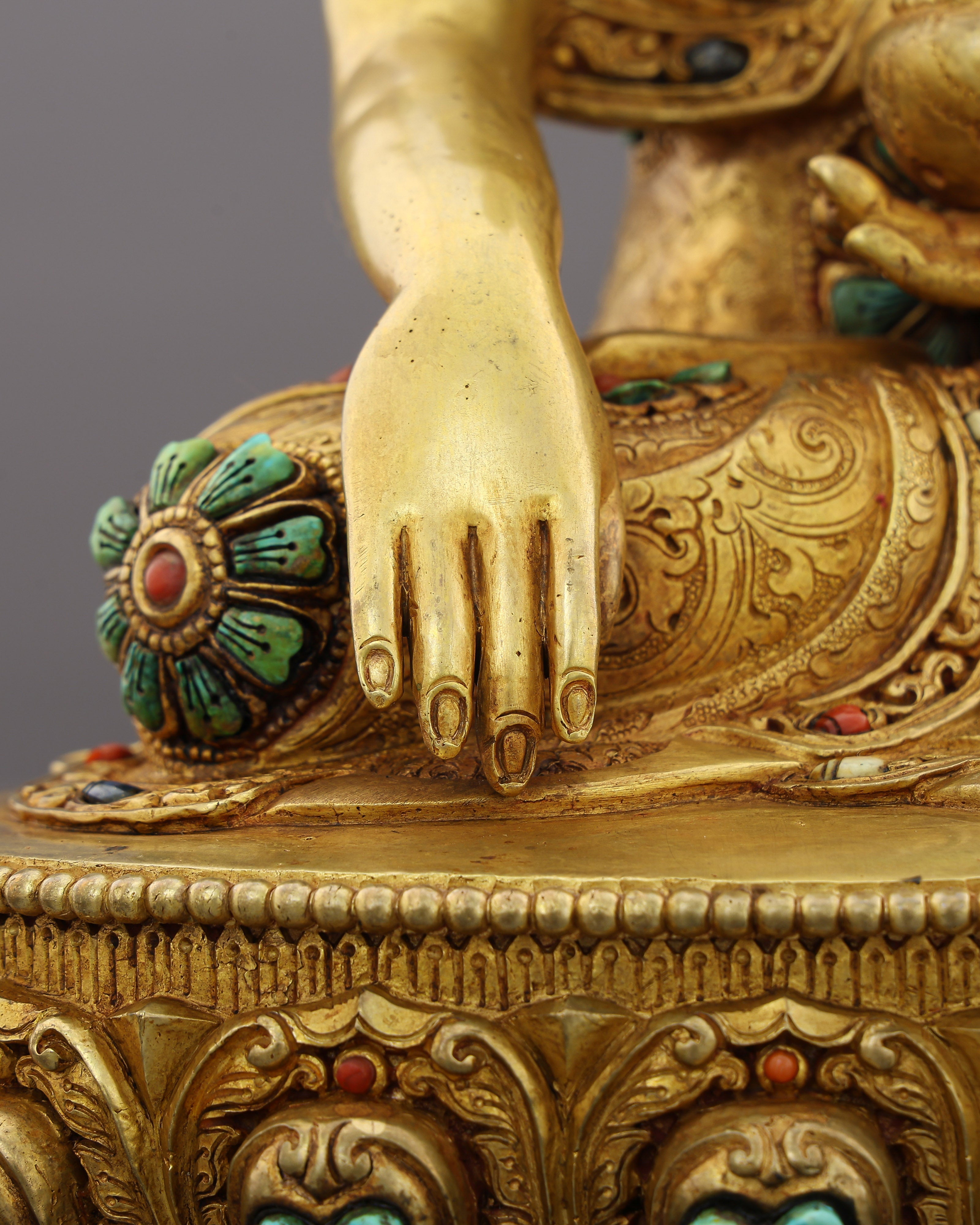 The Moment of Enlightenment | 24K Sakyamuni Buddha Statue