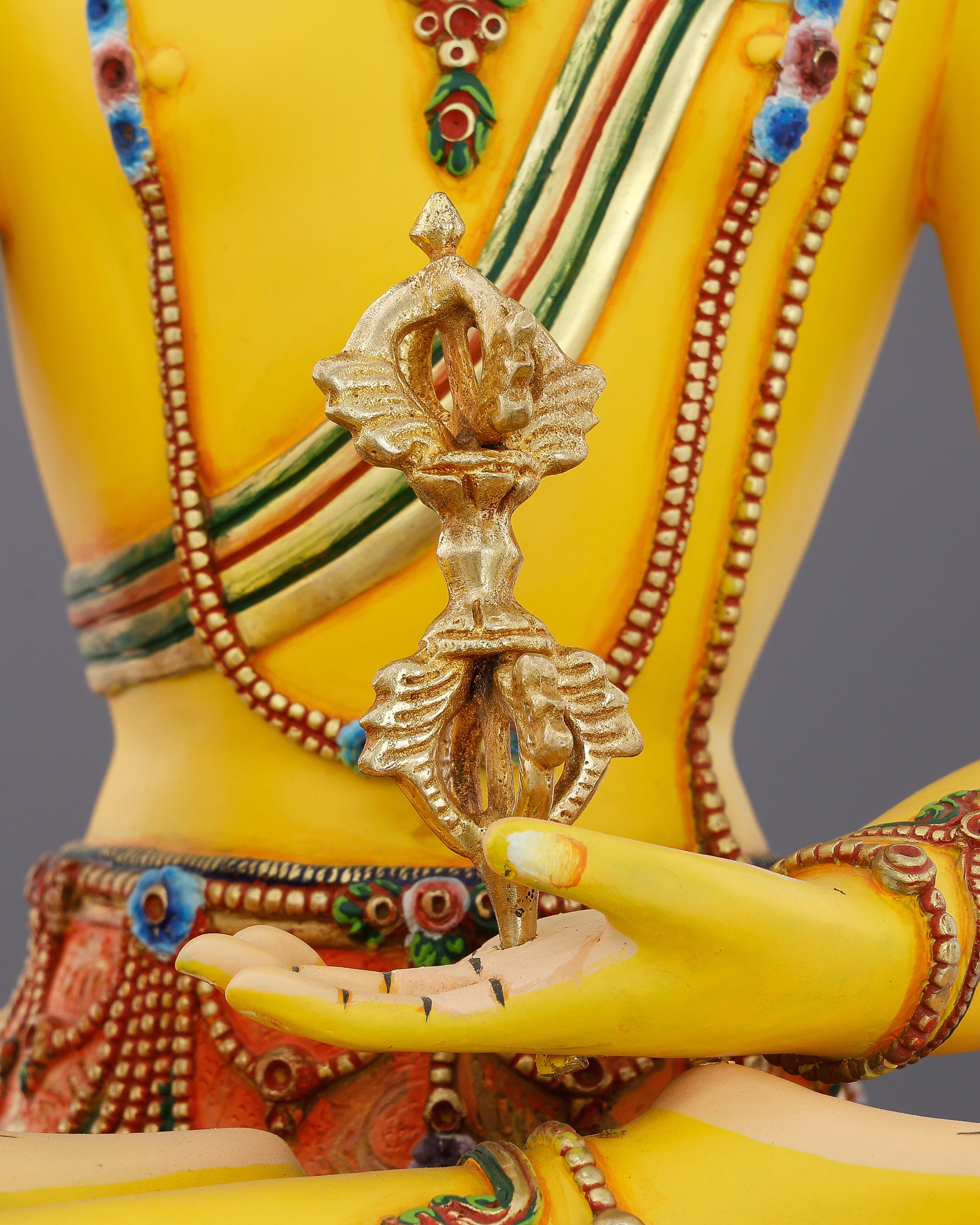 Mitrugpa Statue | That Purifies Karma and Illuminates the Eastern Pure Land
