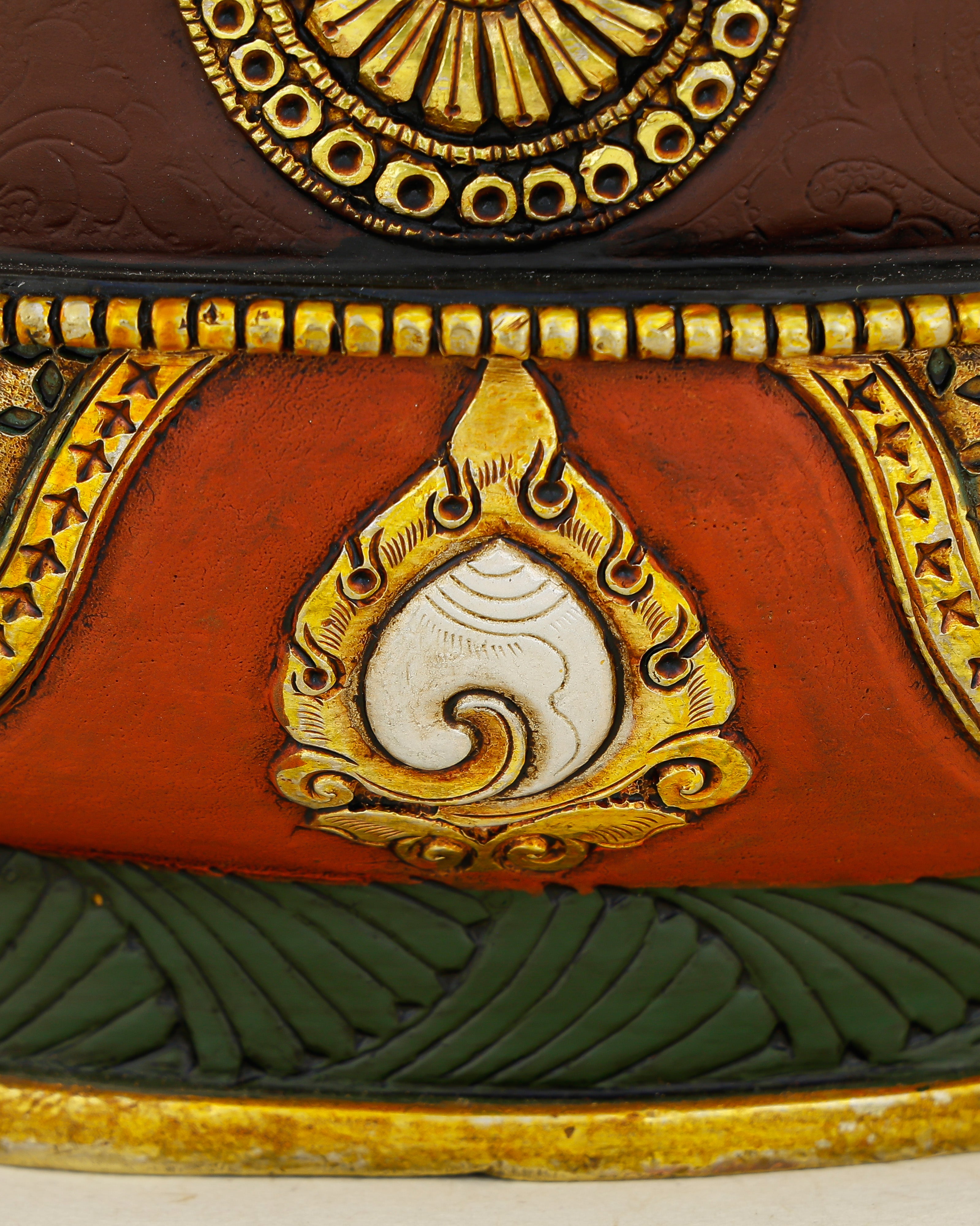 White as Mercy, Gold as Grace | Handcrafted Chengresi From The Himalayas