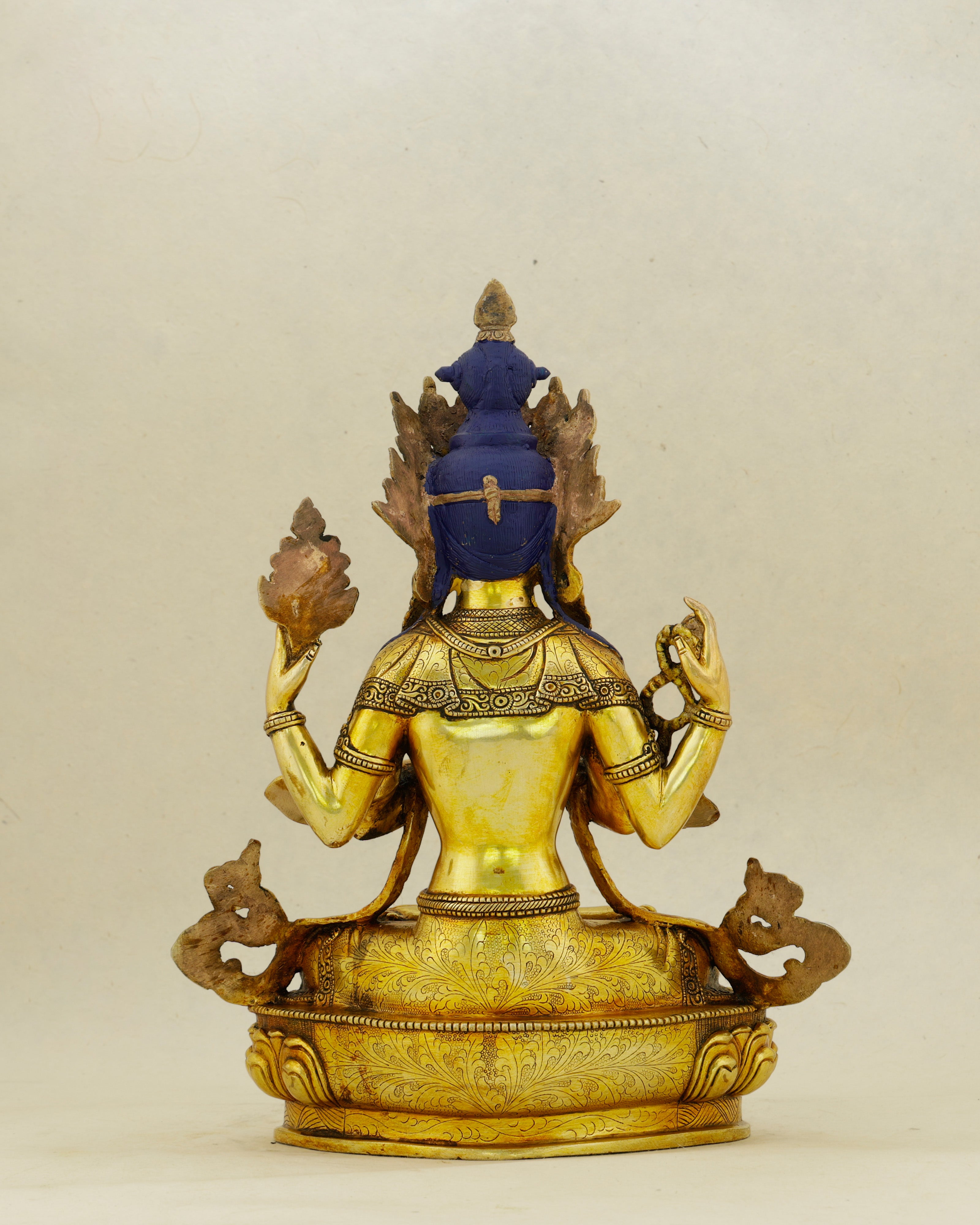 Every Arm Reaches Toward You | 24K Gold Gilded Chengresi Statue