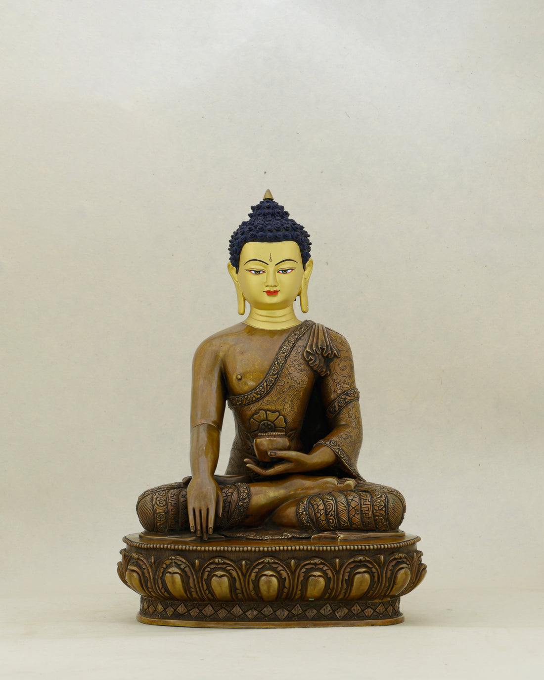 Golden Face, Ancient Soul | Oxidized Sakyamuni Buddha Statue - Handcrafted Buddhist Statue