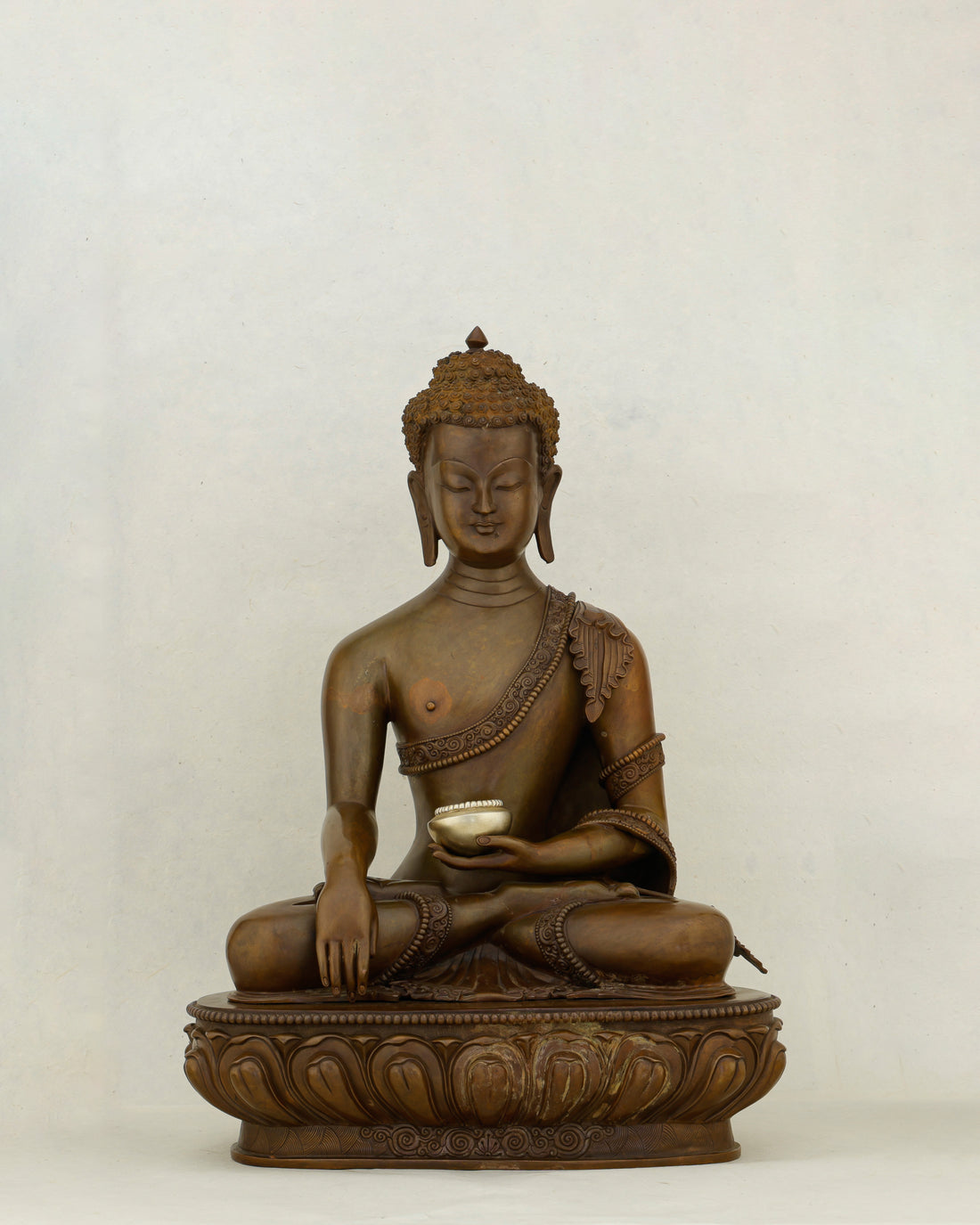 Silence Cast in Copper | Nepalese Oxidized Sakyamuni Buddha That Commands Every Room - Handcrafted Buddhist Statue